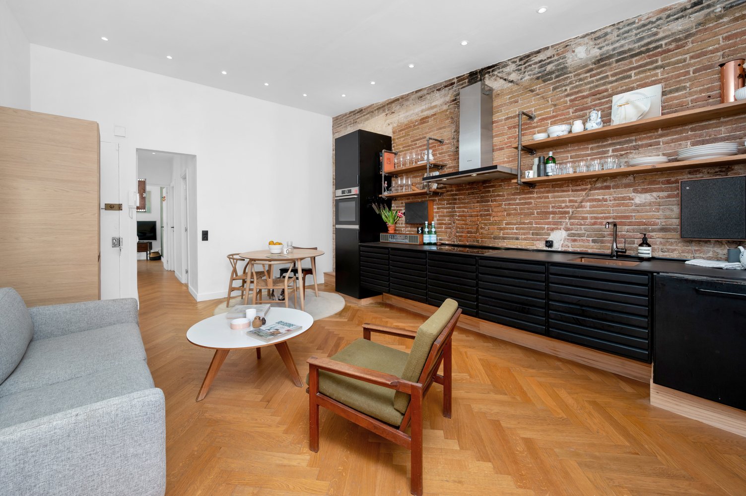 One_101_Carrer_de_Llull_2-1_Barcelona_Small_360_SP2025_14_20260622-111831.jpg