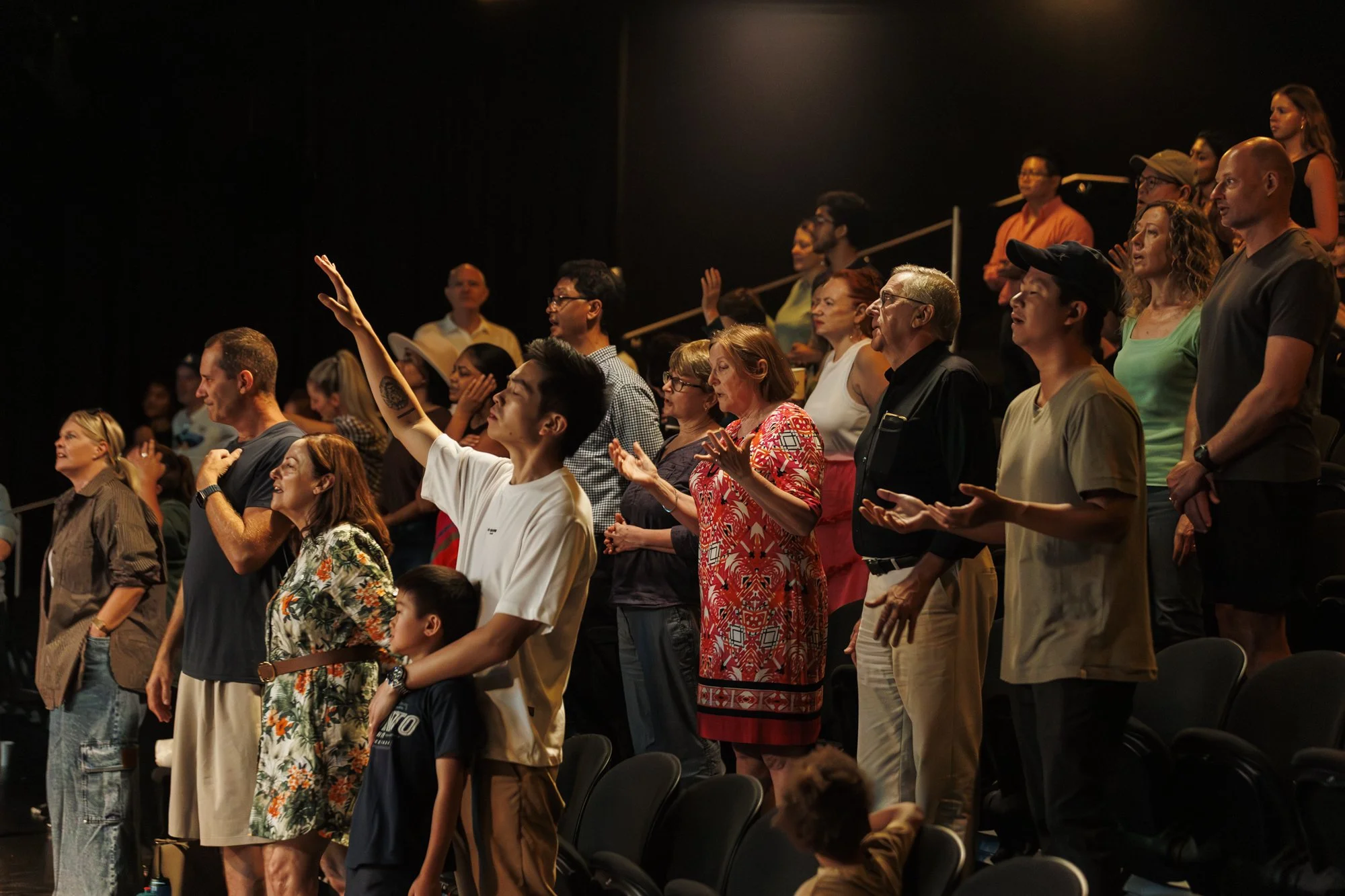 People standing and worshipping at Citizens Church SYdney