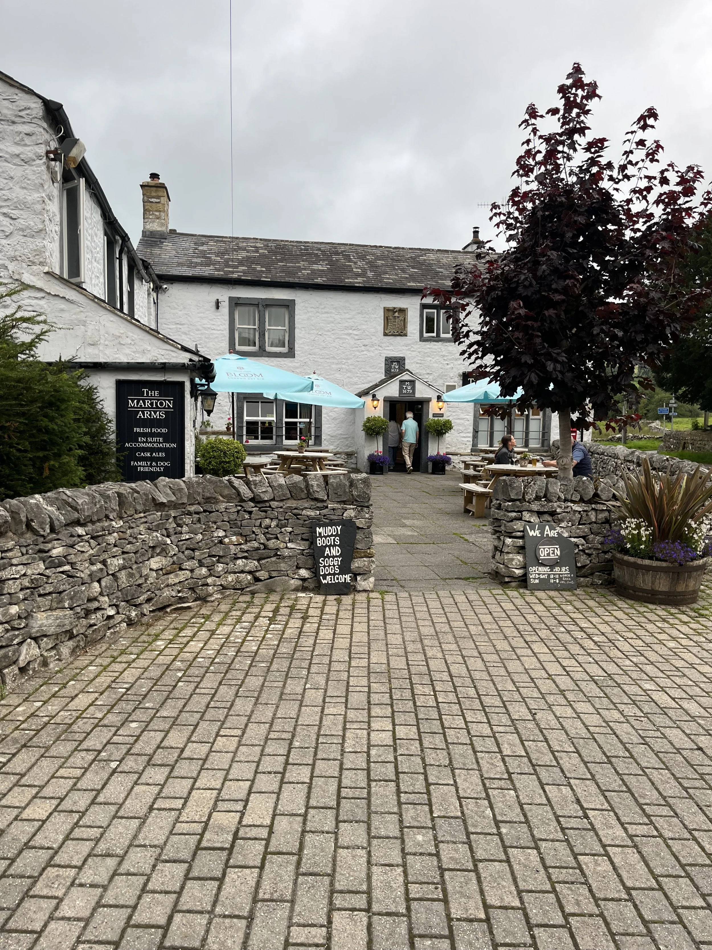 5 of the Best Pub Walks near New Thornber