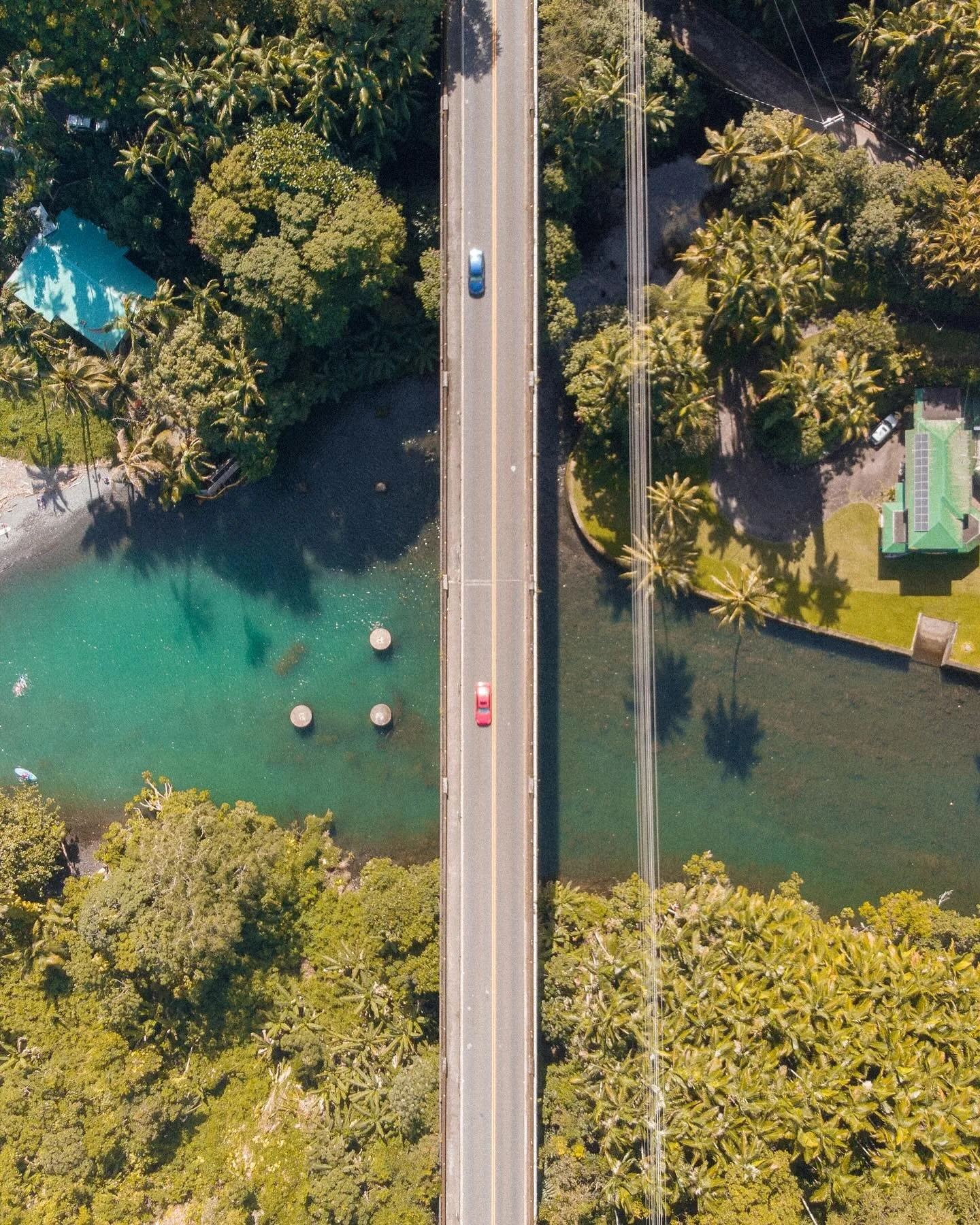 where the beautiful Honoli&rsquo;i river meets the ocean 🌊☀️ 🌴