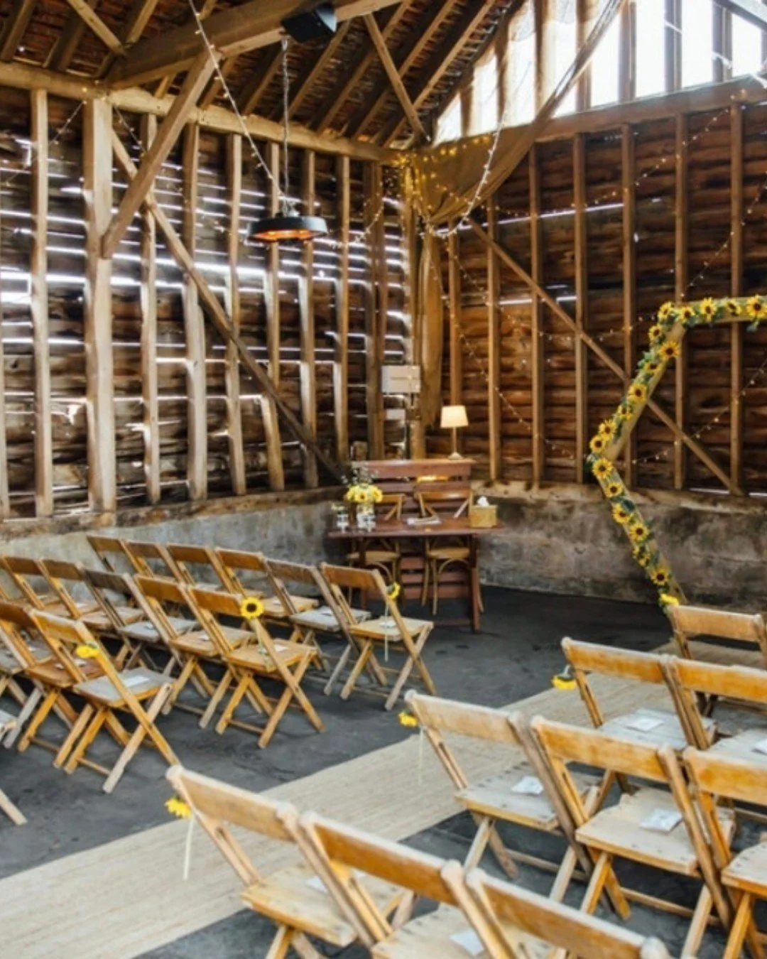 F L O R A L S

Dressing our venue spaces is one of the most fun and creative ways to truly make the space your own. No two weddings here are ever the same - and we love seeing how each couple brings their vision to life within our walls ✨

Much like 