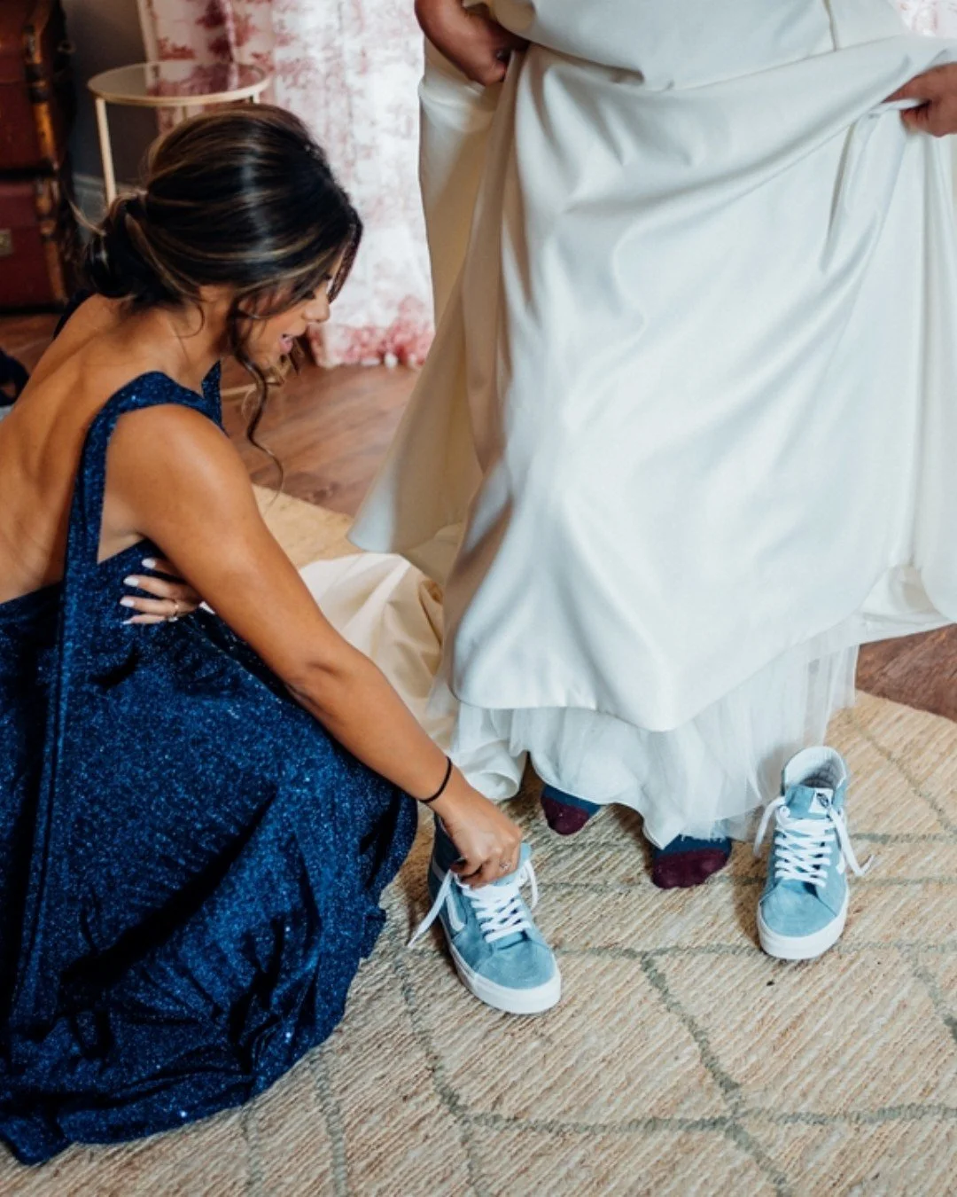 S L I P  I N T O  S O M E T H I N G  C O M F Y!

There&rsquo;s nothing like slipping into comfy shoes after the first dance so you can really let loose to your favourite tunes with your new husband or wife! 

We highly recommend popping on a pair of 