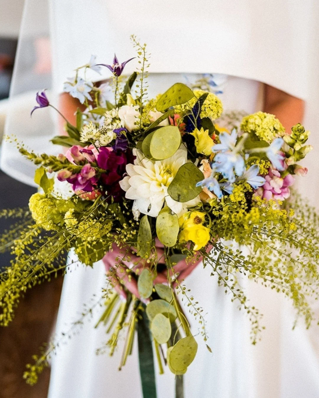 F L O R A L S

Nothing brightens up the farm quite like your beautiful floral displays &mdash; from ceremony styling to those gorgeous bridal bouquets, like Kim&rsquo;s stunning wedding flowers here.

We&rsquo;ve worked with many talented florists ov