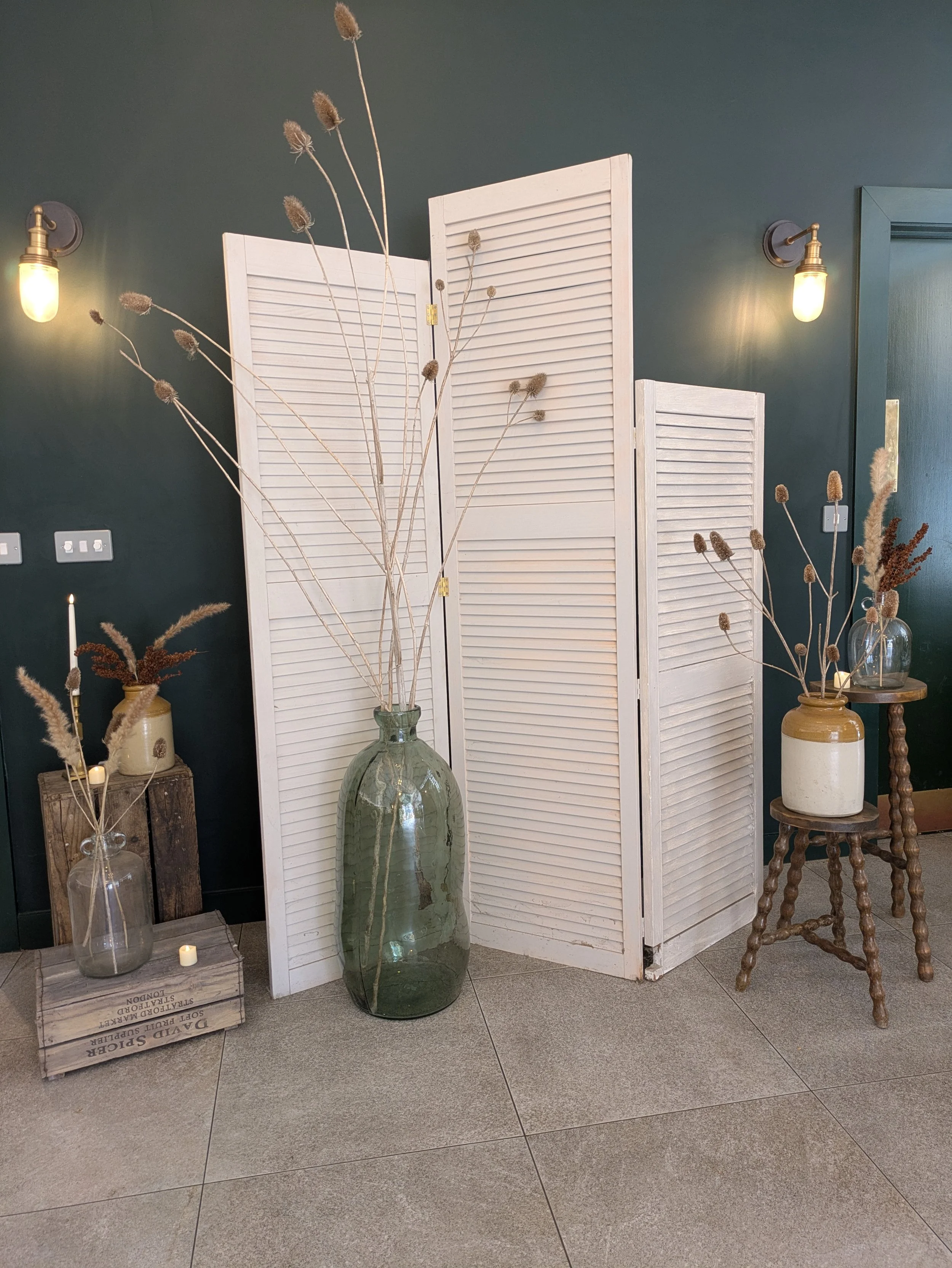 White shutter backdrop | £50.00