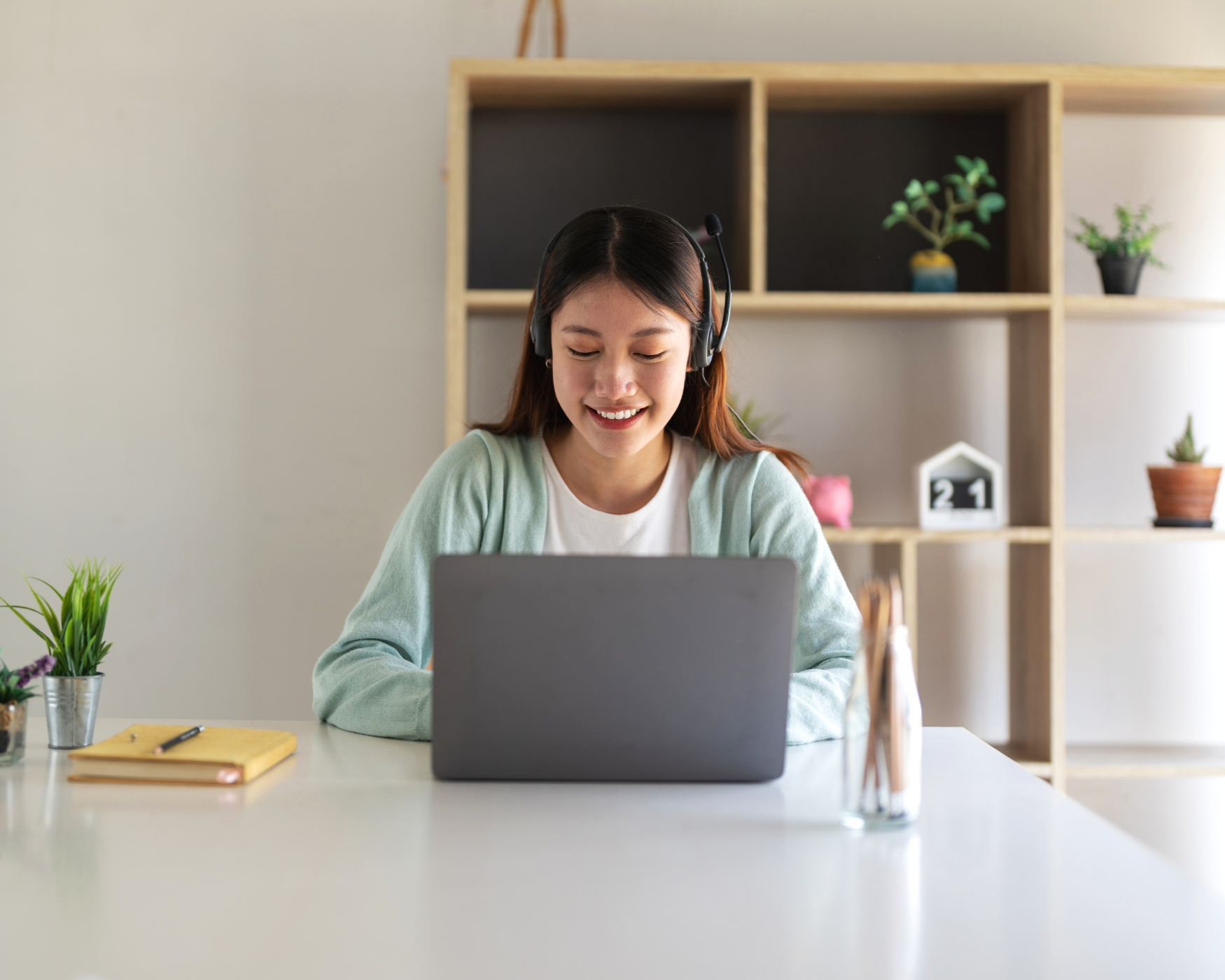 Giáo viên học các chiến lược chánh niệm và tạo động lực cùng ThrivEd Solutions.