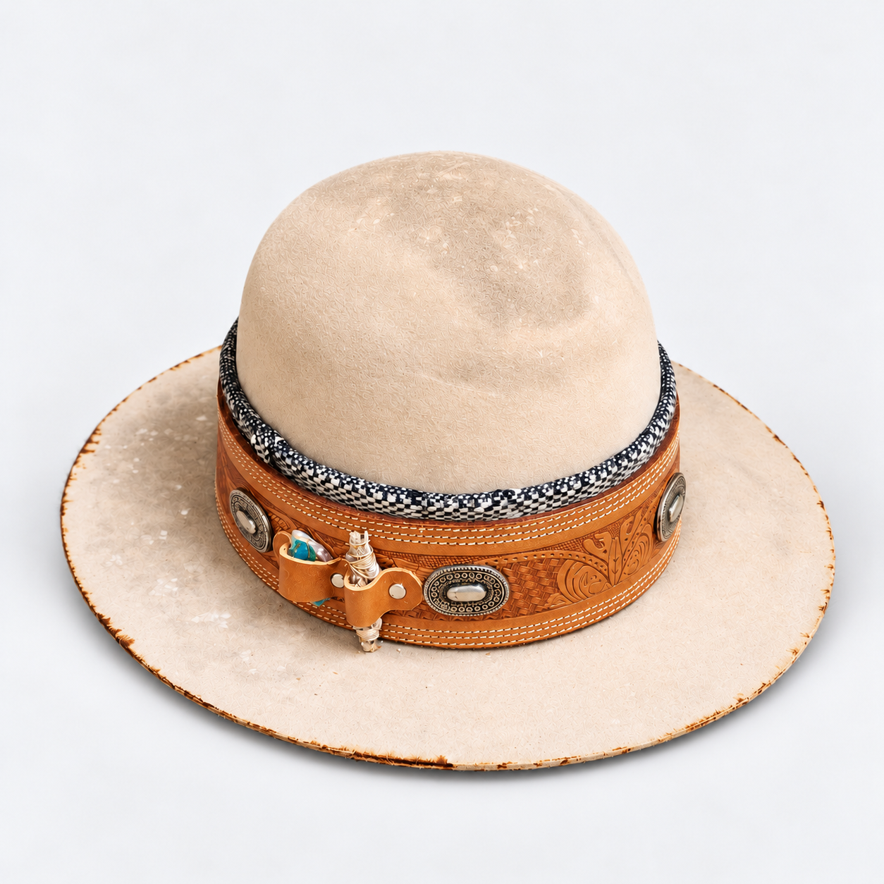 Cream and Tan Distressed Western Hat-4.png