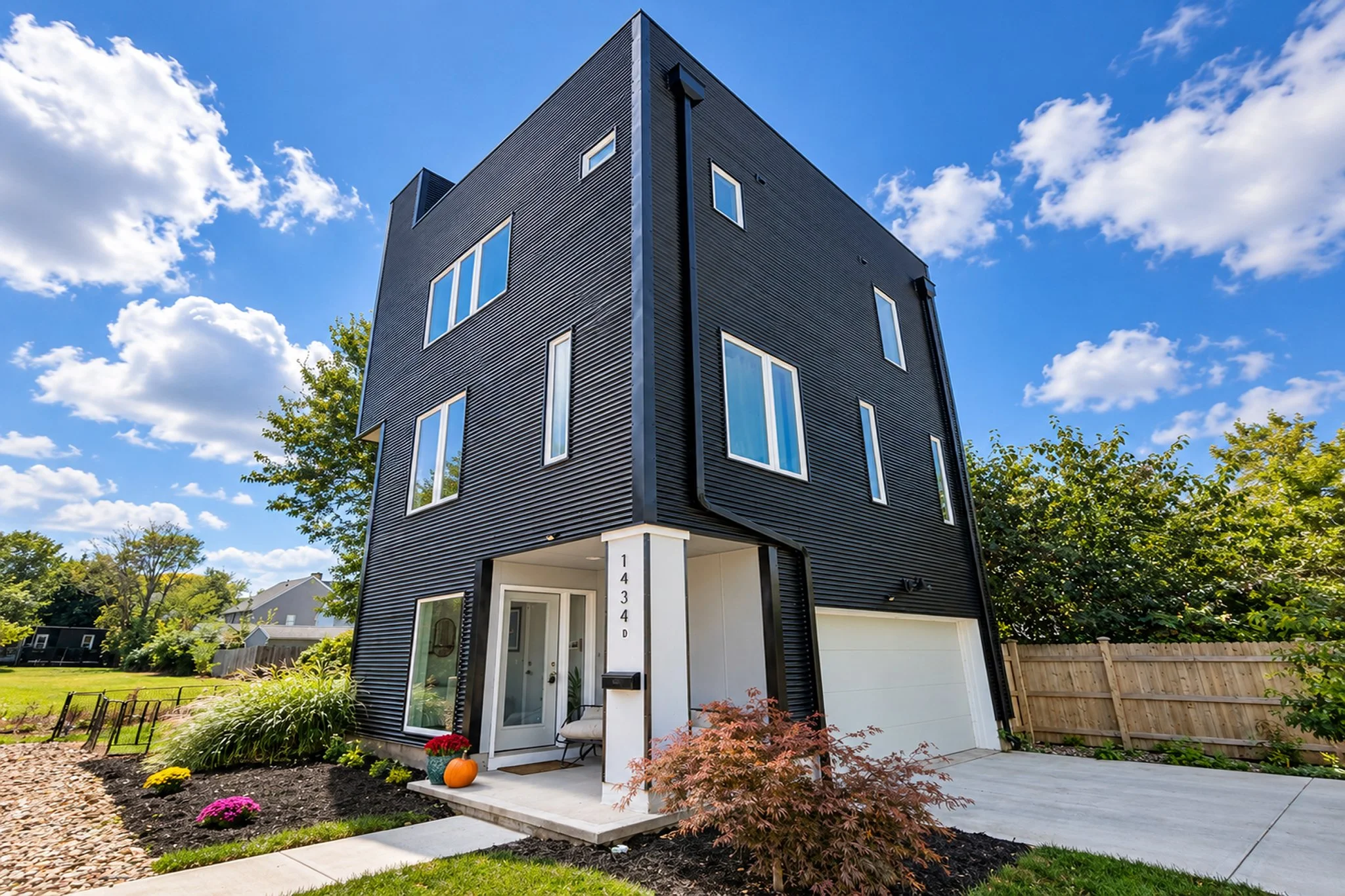 1434 W 48th St #D in the Ohio City neighborhood of Cleveland OH 44102