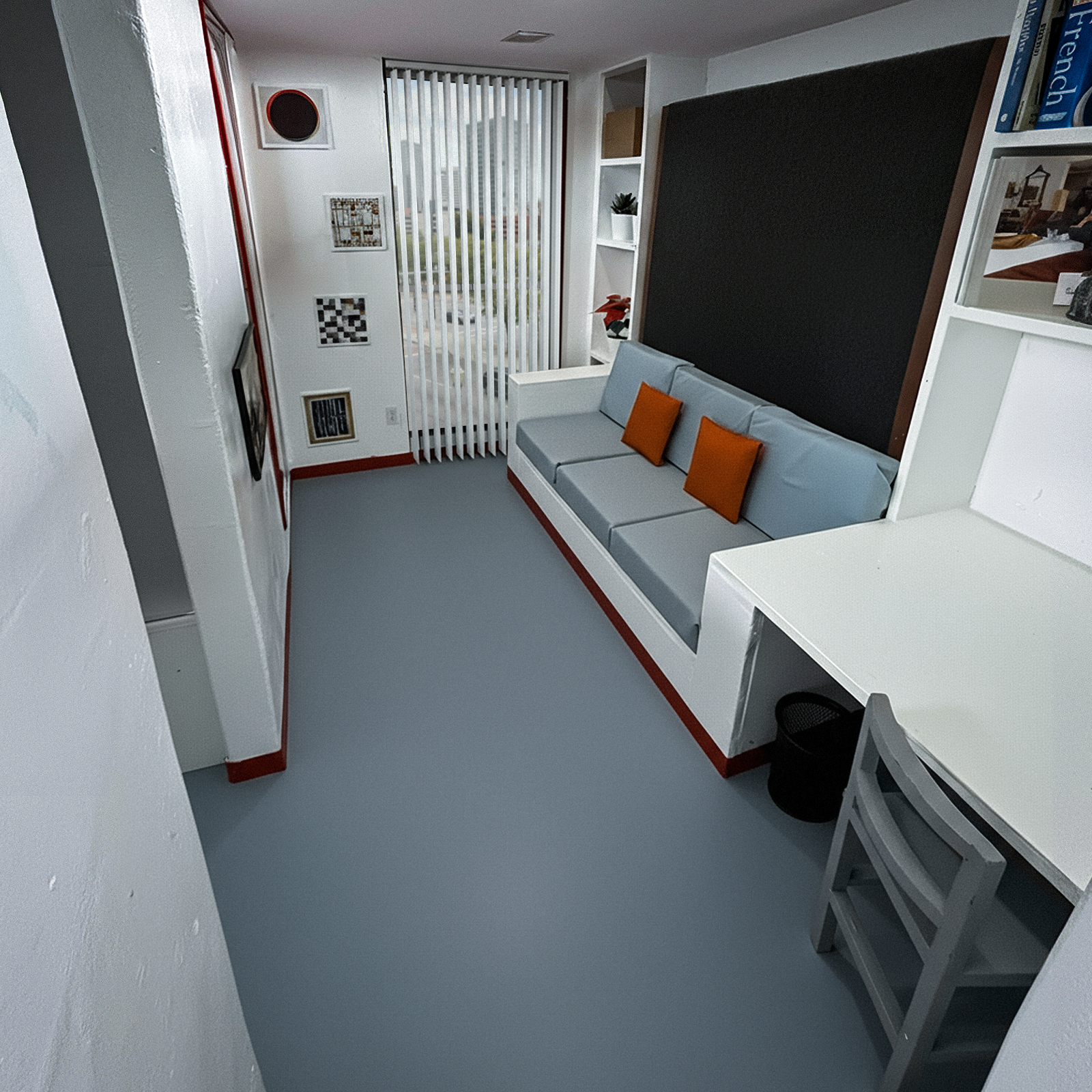 3 Fivver Evan Bed Raised.png