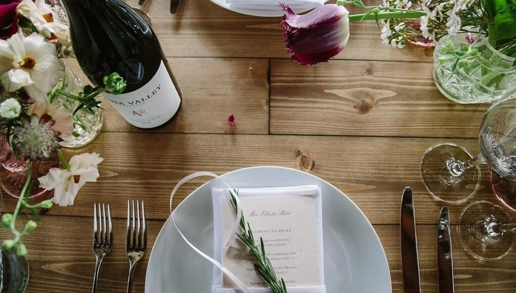 Table-Setting-1020x580.webp