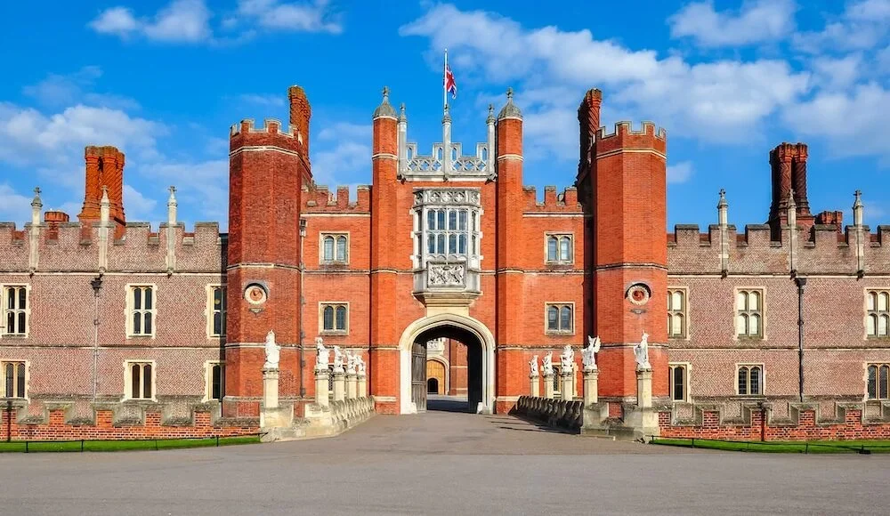 hampton-court-palace-1-1000x580.webp