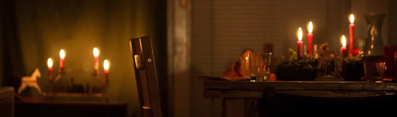 Spiced rum pork belly and brandy mayonnaise canapés