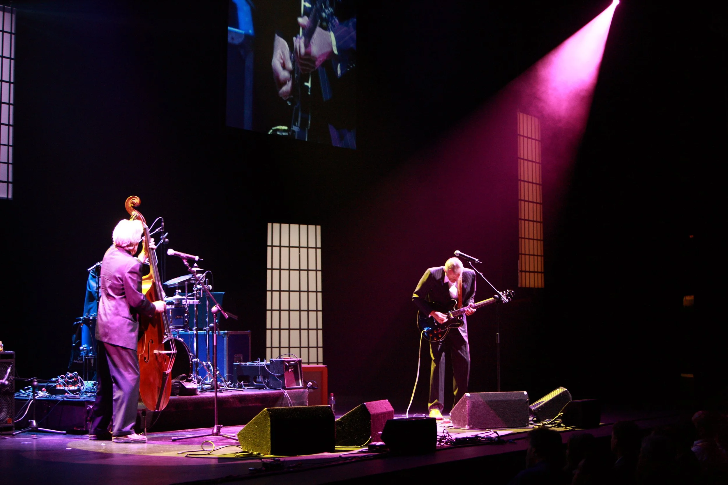 Ross Hannaford trio2.JPG