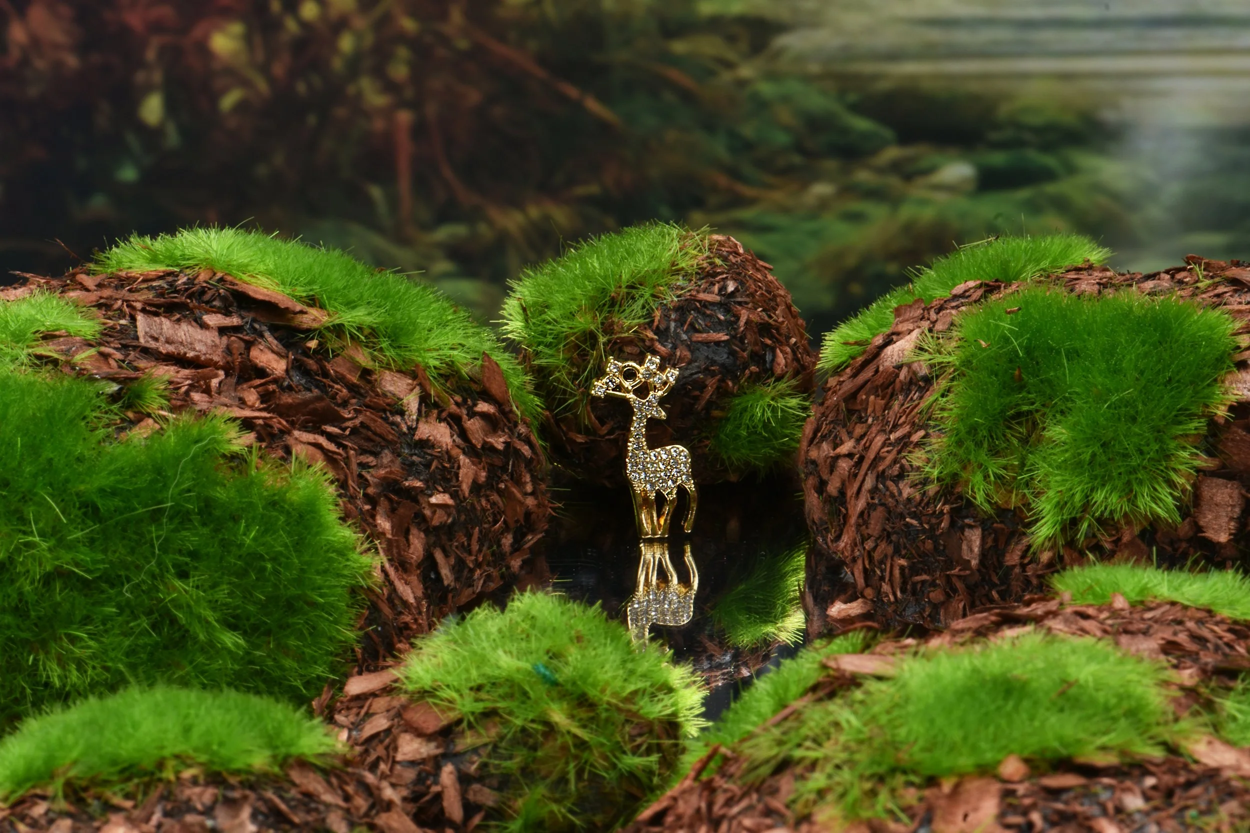 gold crystal reindeer charms