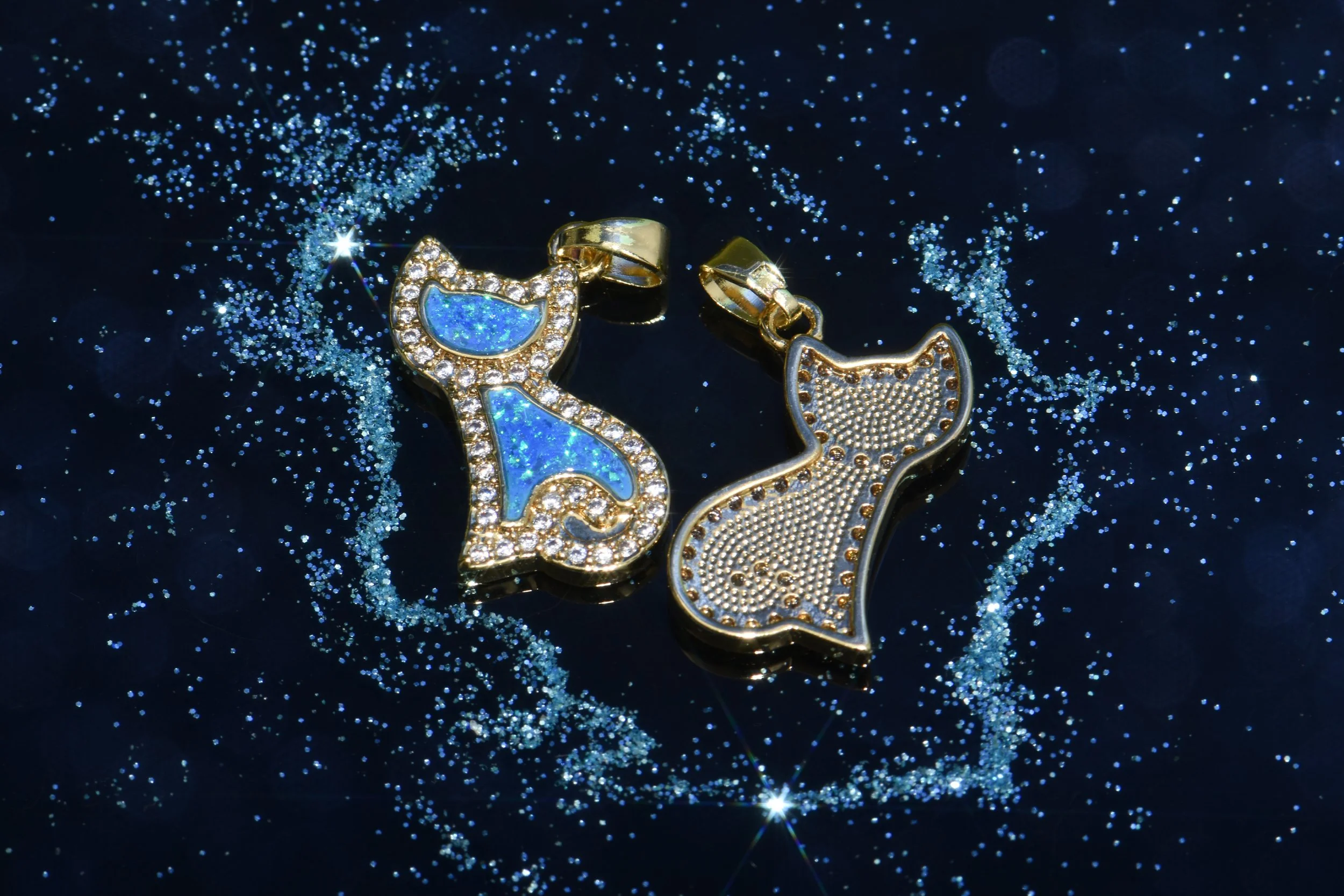 Opal Blue Cat 02.jpg