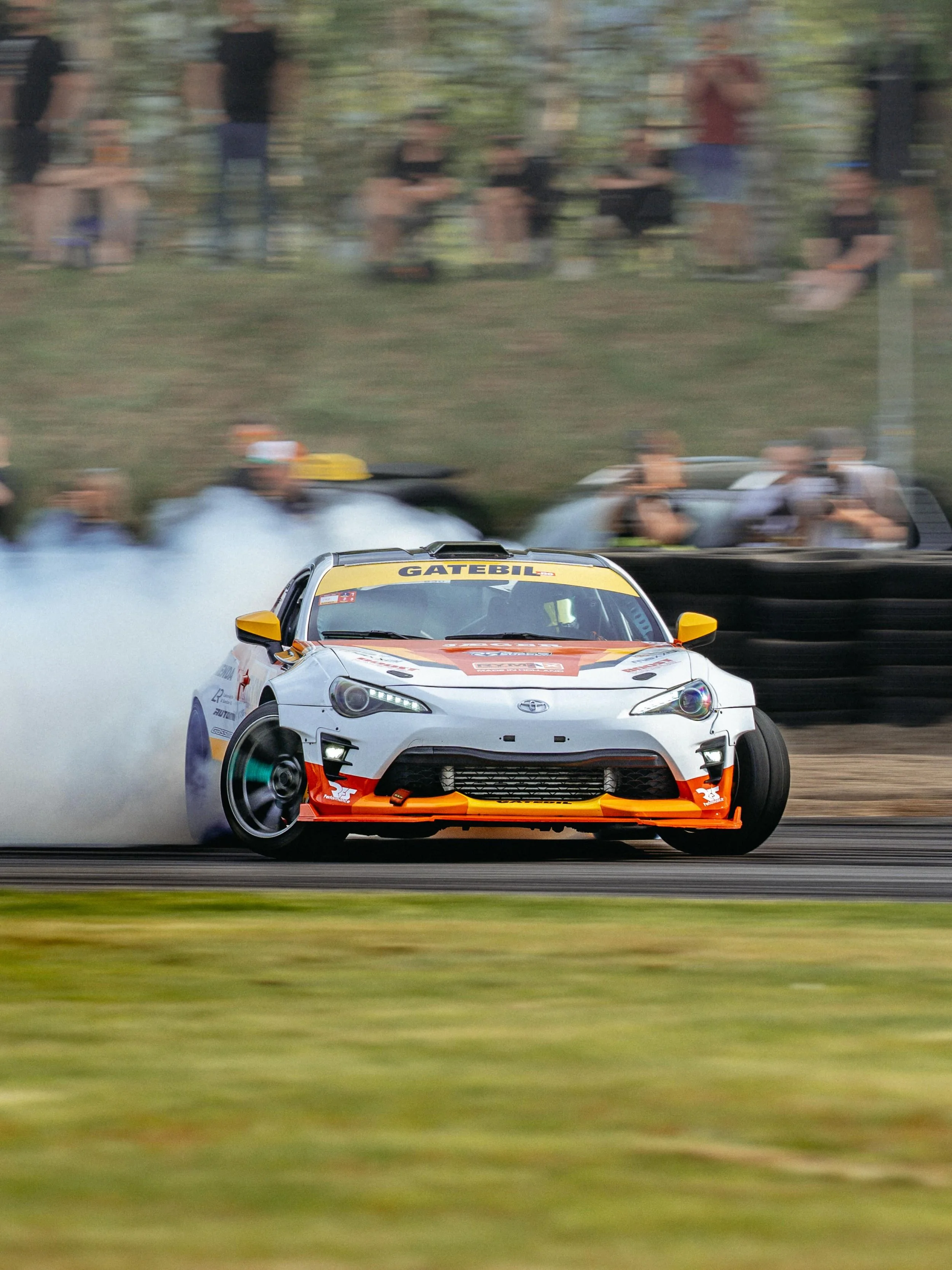 First day of @gatebil_official done and dusted, and what a day it&rsquo;s been! Saturday awaits, who&rsquo;s ready!?

#gatebil #motorsportsphotography #sonyalpha #polarpro #drifting