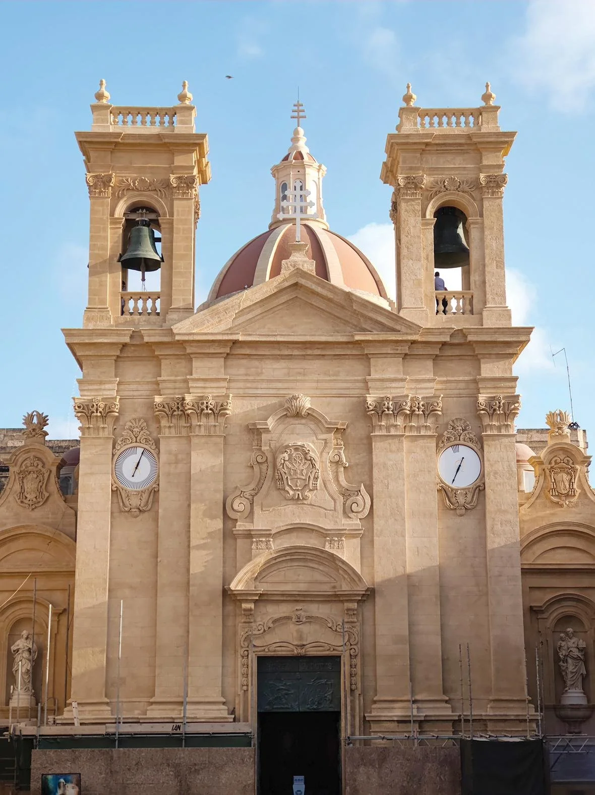 Victoria Arts Festival with Samuel Lom (baritone)