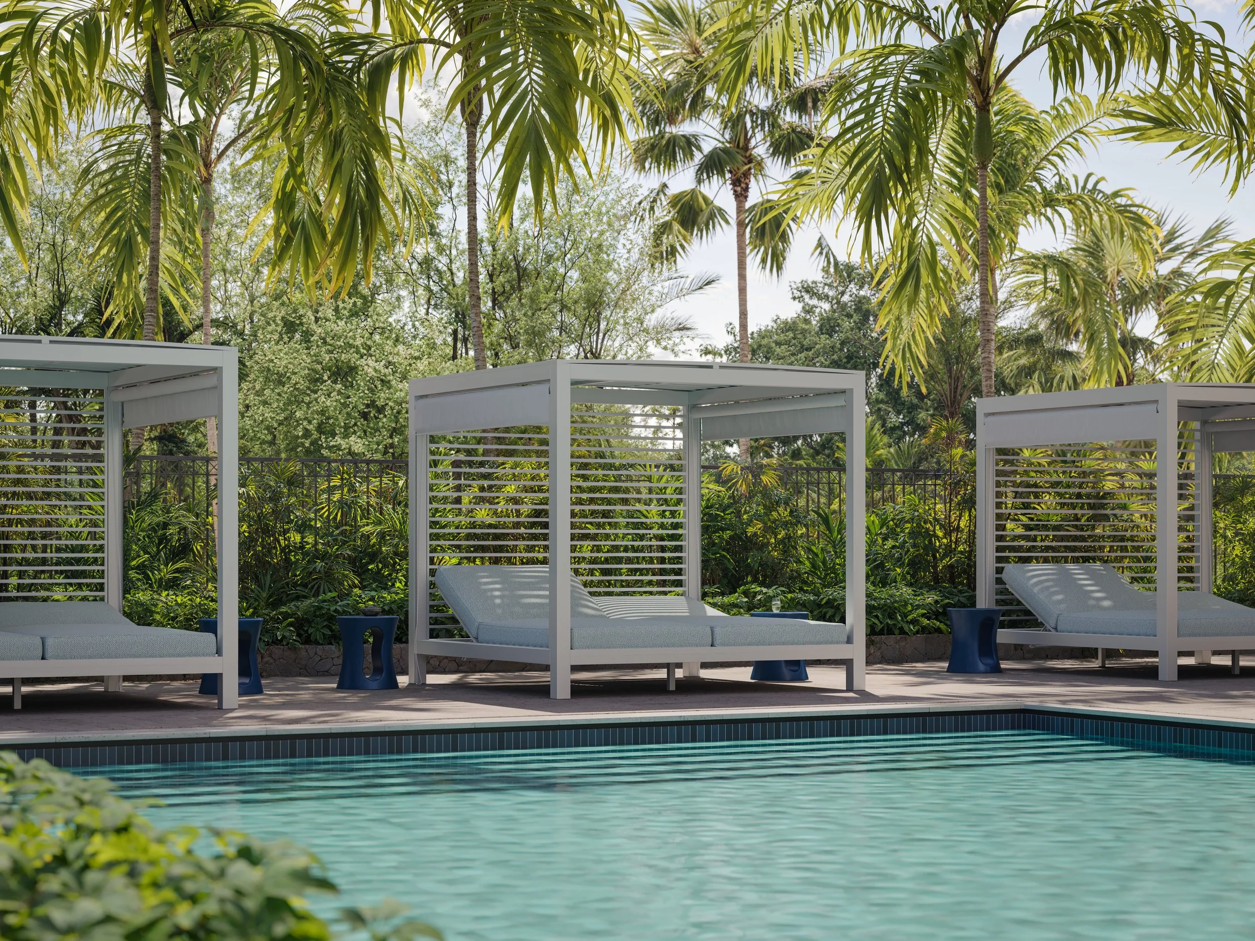 Tropitone_Haven_Daybed_Main Angle_Horizontal.jpg