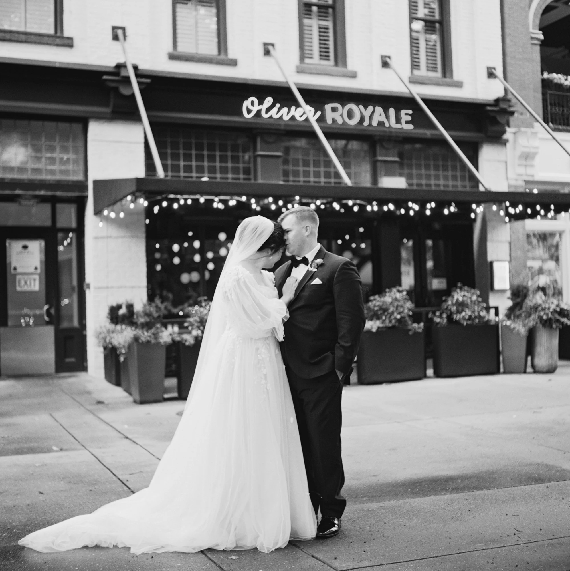 JillianAdamsPhotography_R&J_TN_Intimate_Wedding (28).jpg