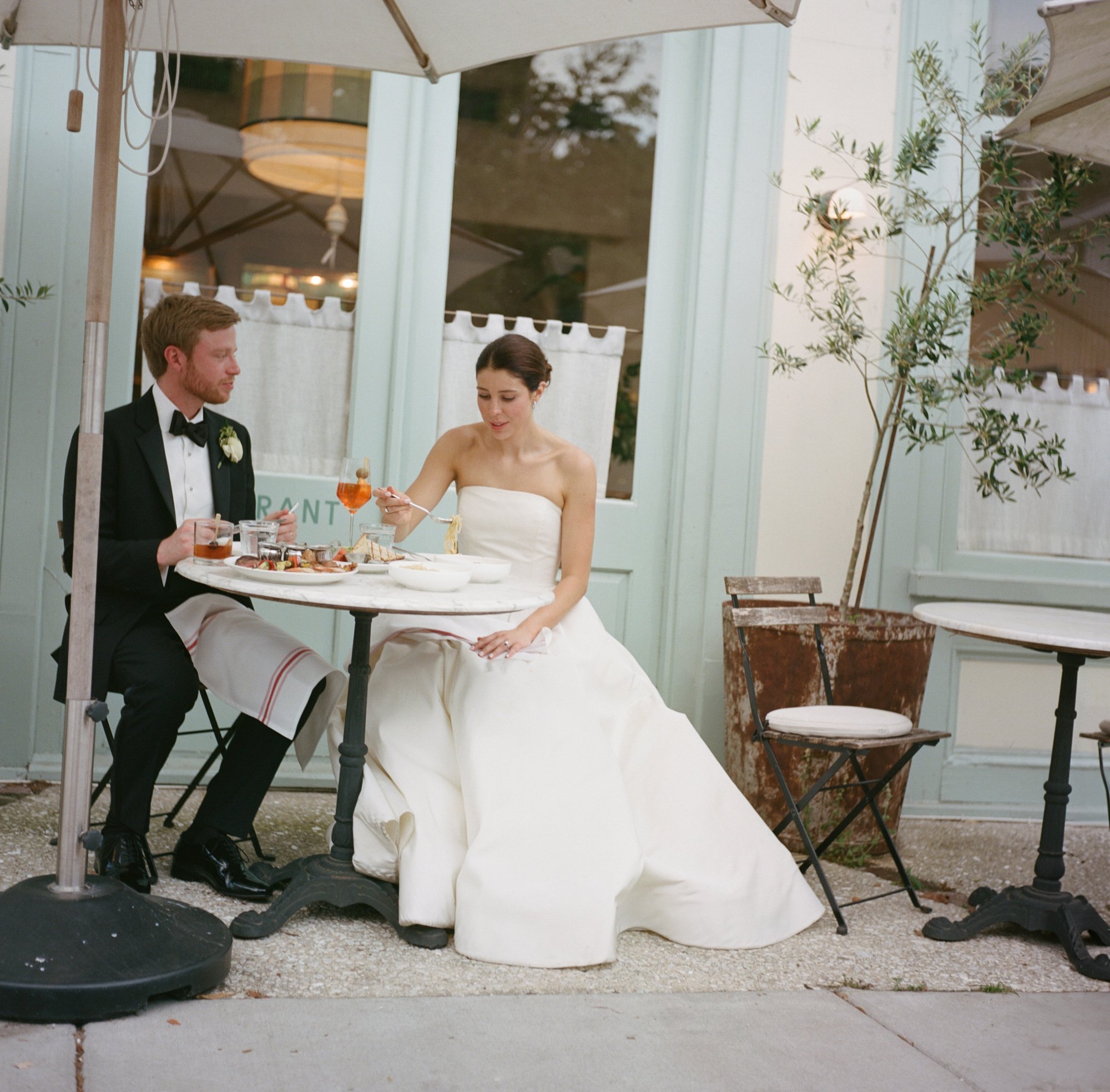 JillianAdamsPhotography_PostHouseInnWedding_Alongside_ArielCameron (49).jpg
