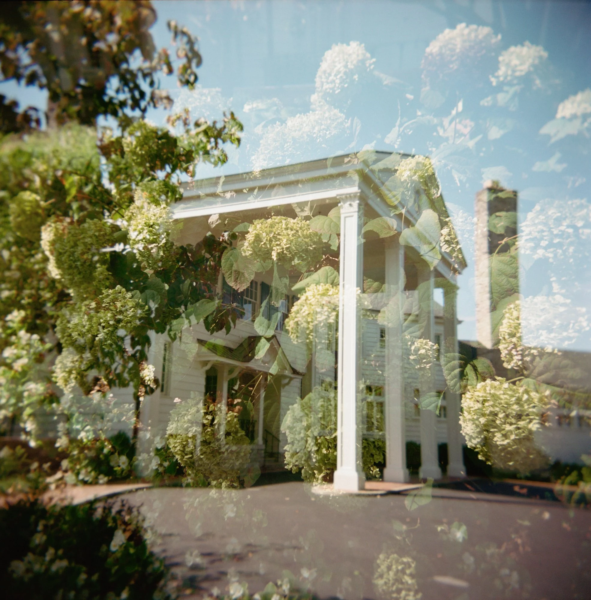 JillianAdamsPhotography_BelleMeadWedding_Alongside_ArielCameron.jpg (3).jpg