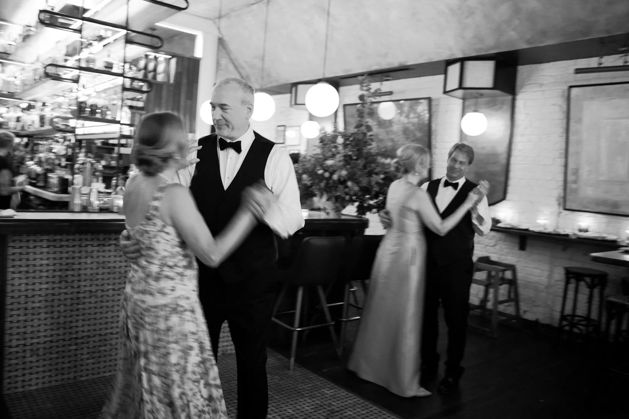 JillianAdamsPhotography_R&J_TN_Intimate_Wedding (44).jpg