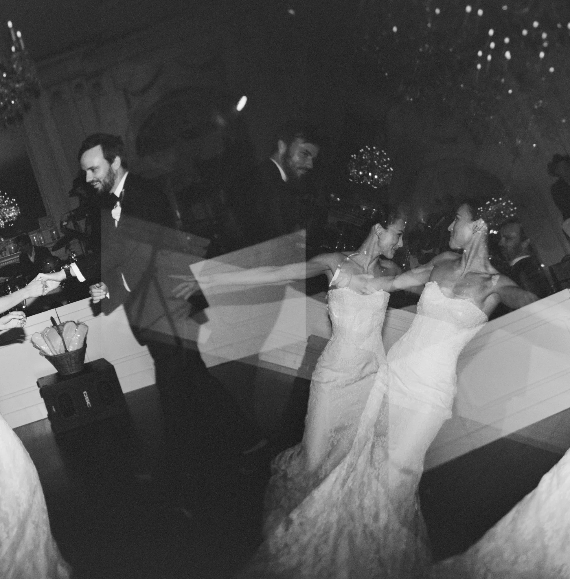 JillianAdamsPhotography_BelleMeadWedding_Alongside_ArielCameron.jpg (47).jpg
