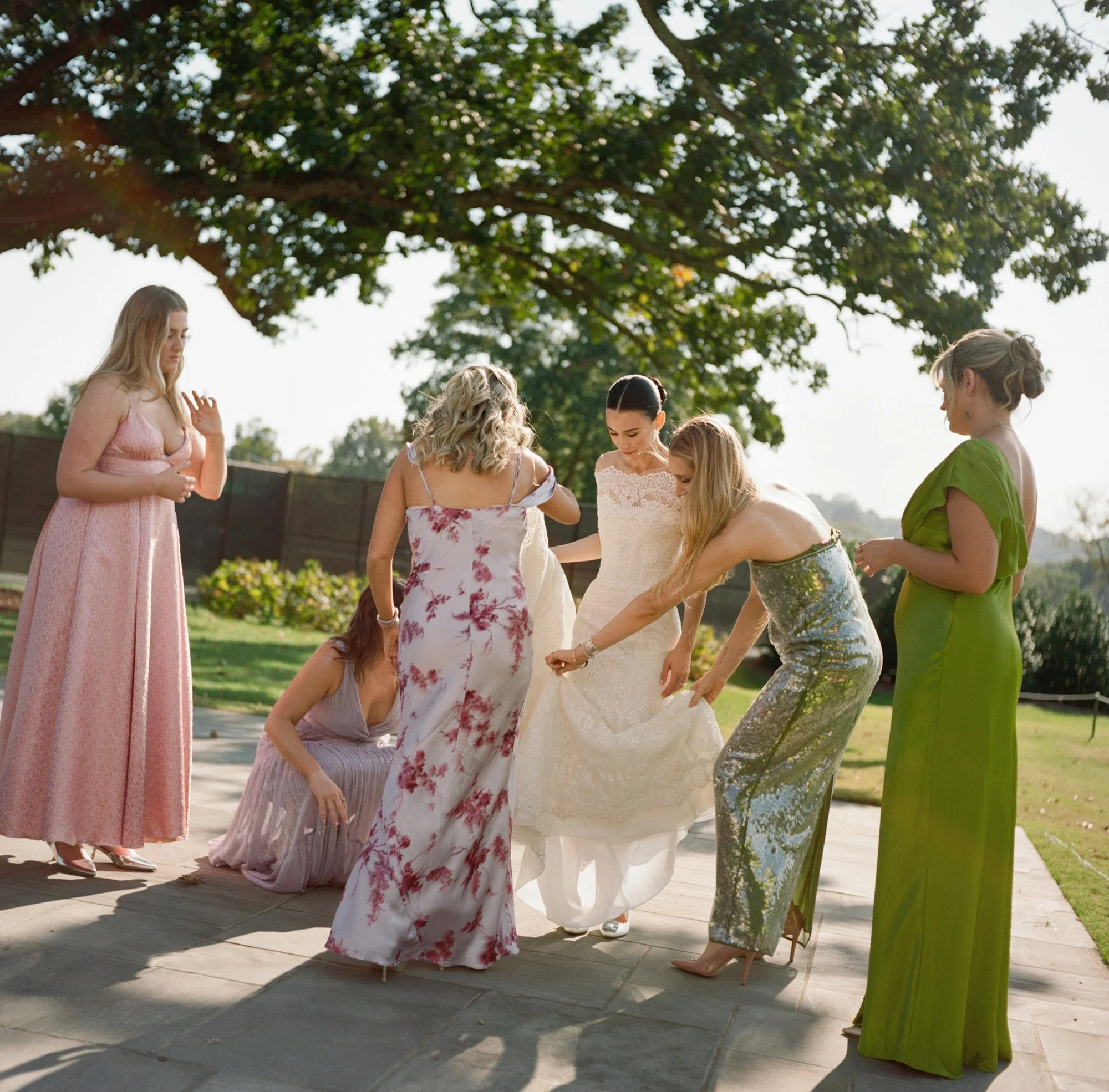 JillianAdamsPhotography_BelleMeadWedding_Alongside_ArielCameron.jpg (27).jpg