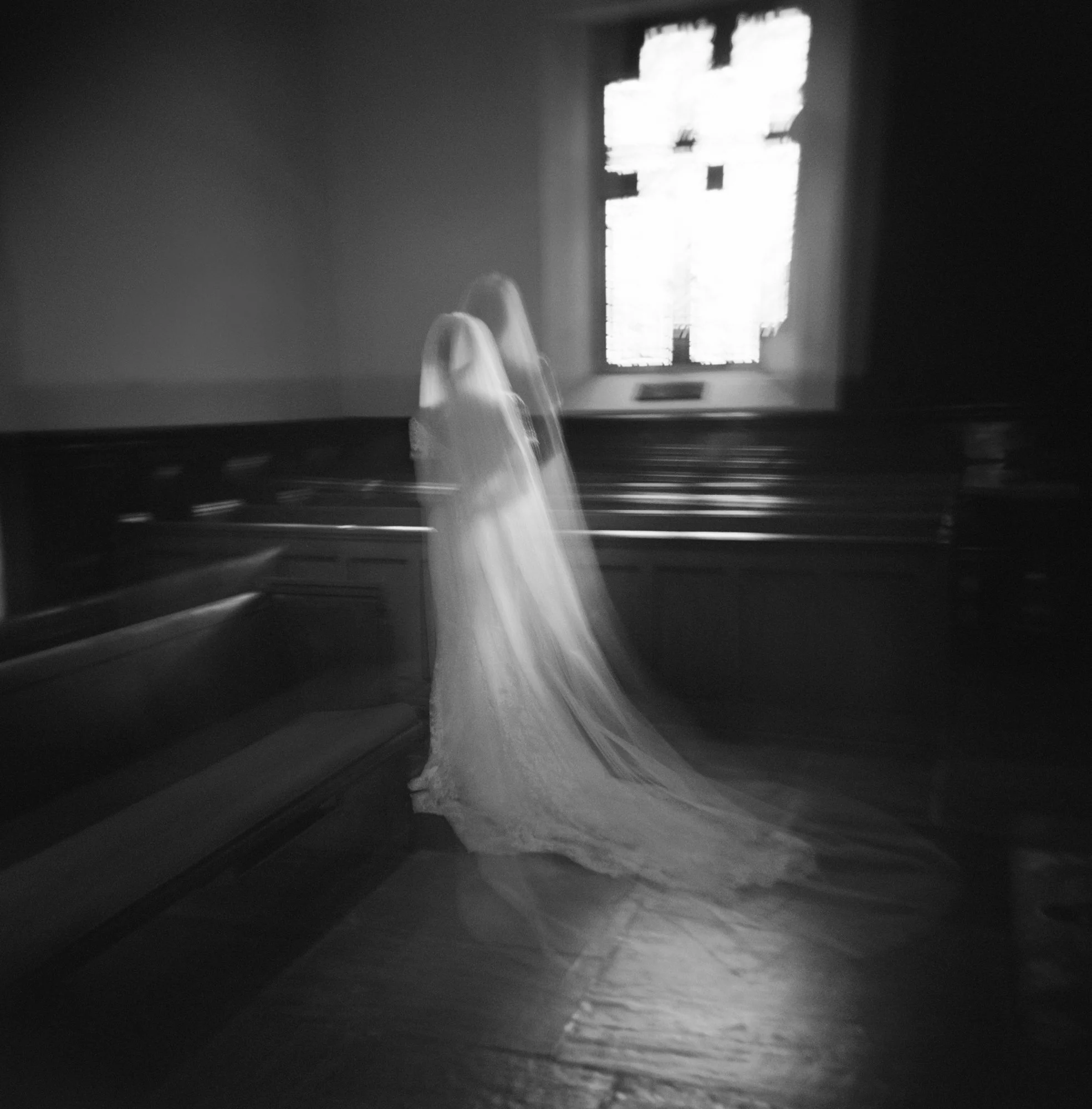 JillianAdamsPhotography_BelleMeadWedding_Alongside_ArielCameron.jpg (33).jpg