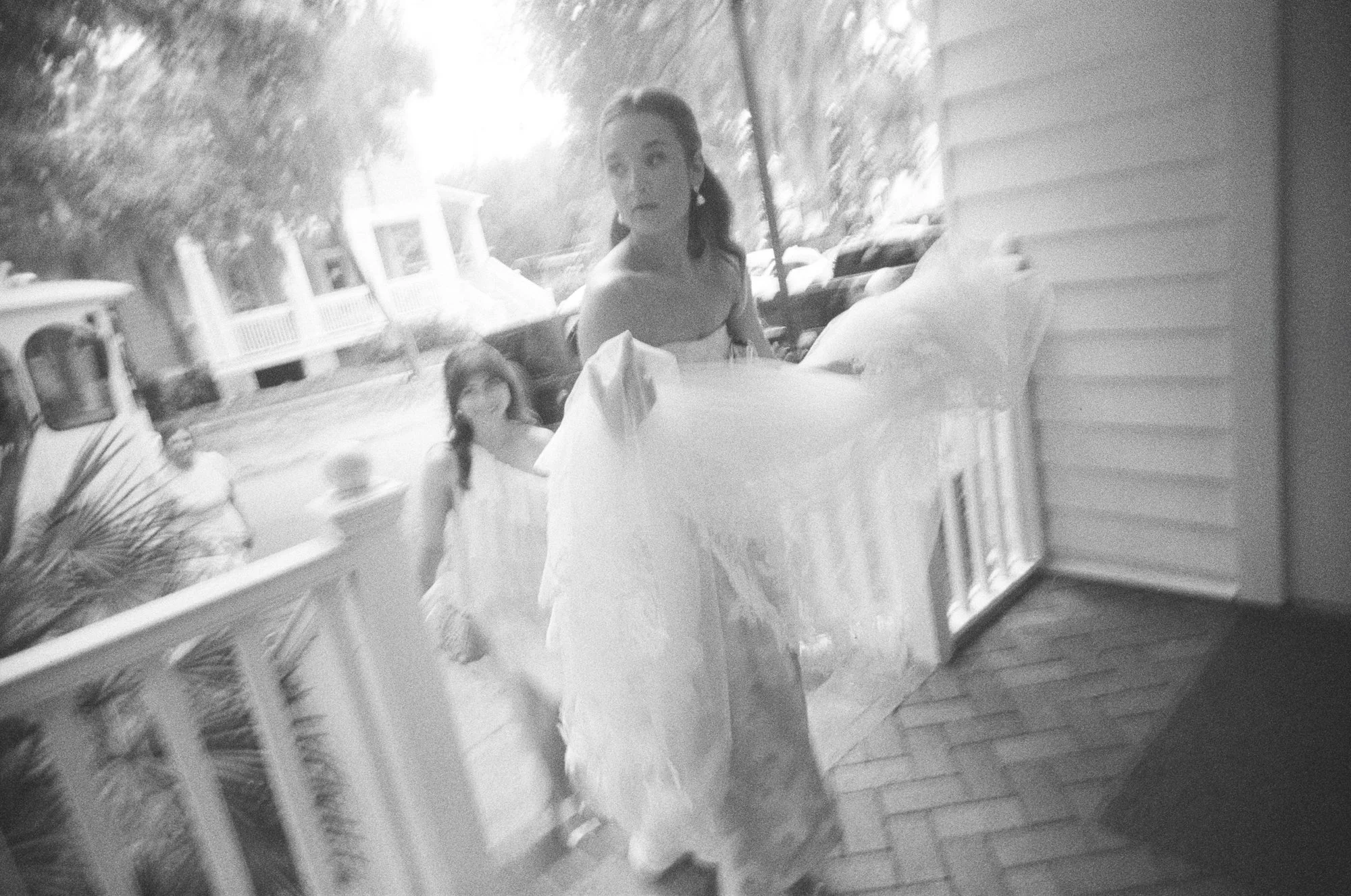 JillianAdamsPhotography_PostHouseInnWedding_Alongside_ArielCameron (11).jpg