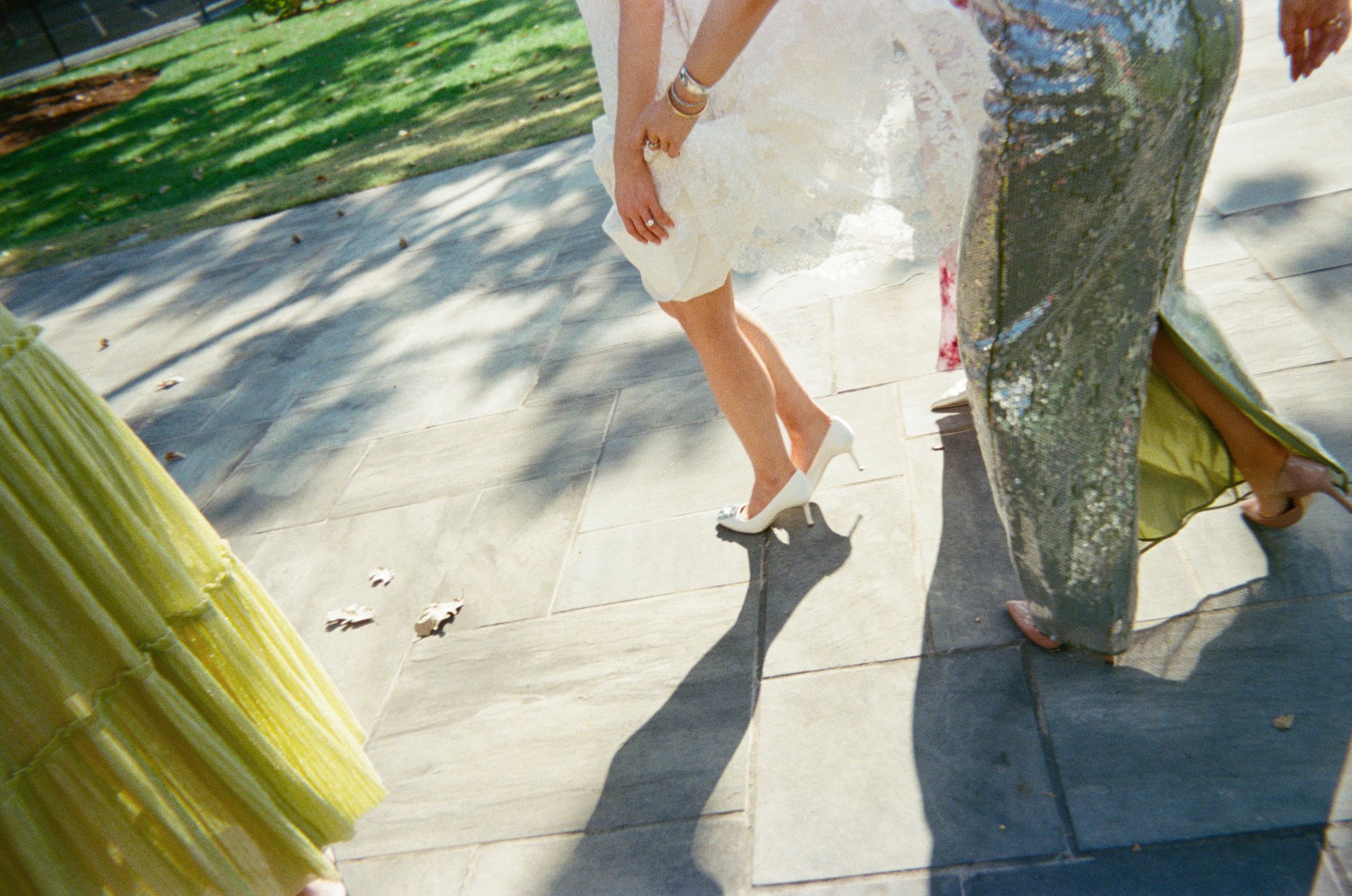JillianAdamsPhotography_BelleMeadWedding_Alongside_ArielCameron.jpg (25).jpg