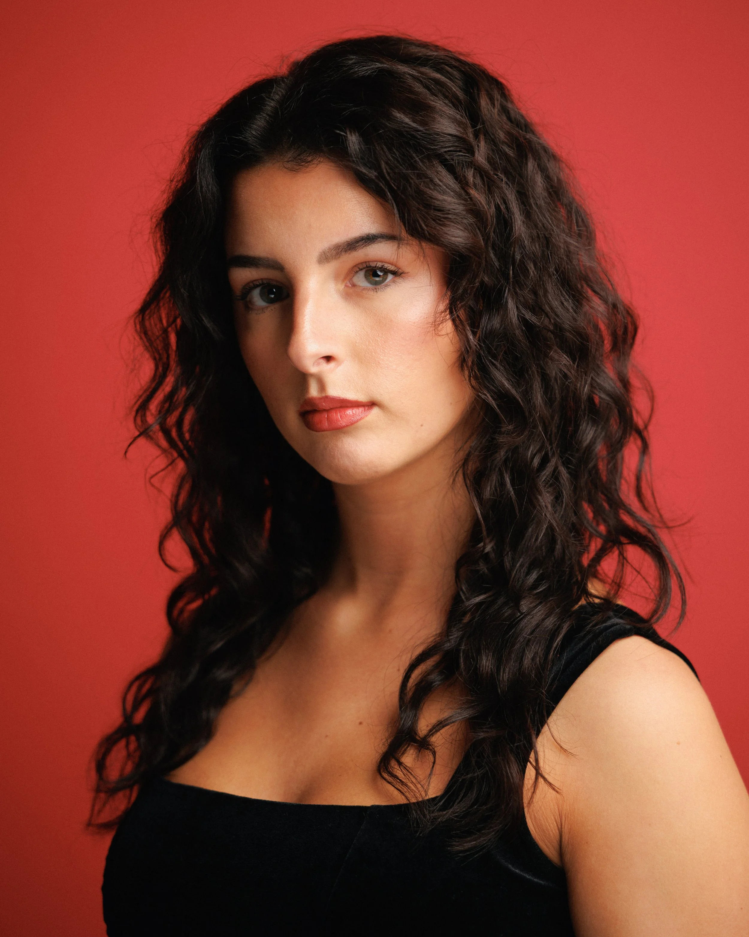 25.08.31-headshot-Sylvia Caridad Bordelois-021.jpeg