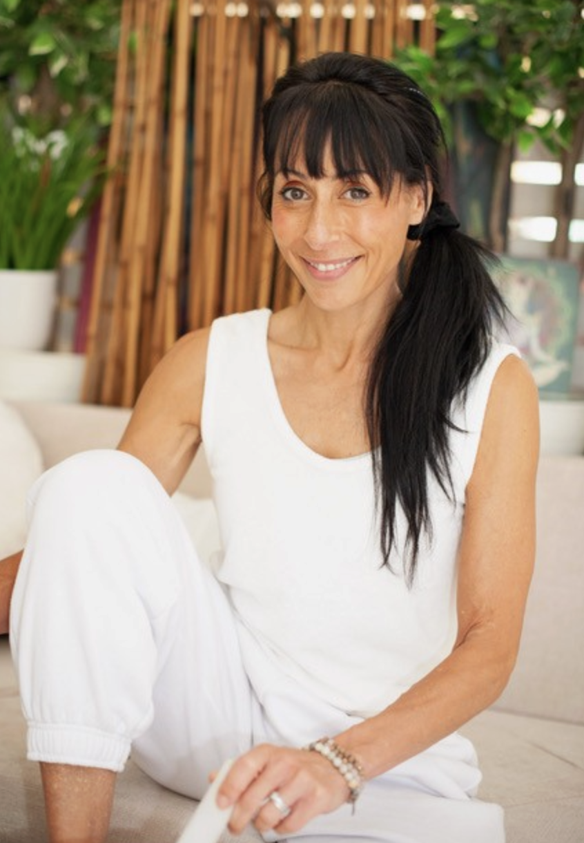 Lisa-Rani, certified Yoga, Pilates, Barre and Meditation Teacher, a Sound Healing Practitioner, and a Colour Healing Artist.