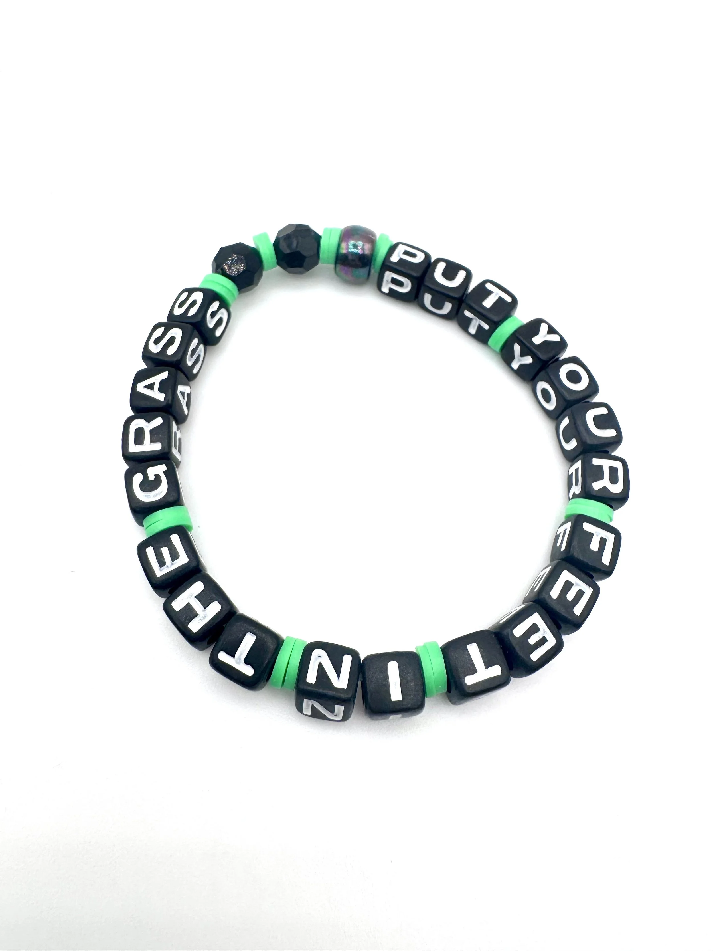 Put your feet in the grass Bracelet