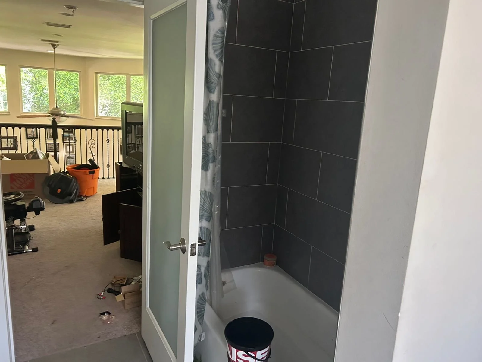 WhatsApp Image 2025-10-03 at 11.44.23_52059e4f.jpg