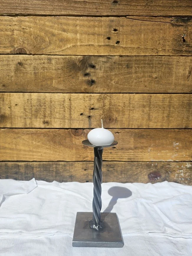 twist bar candle 1.jpg