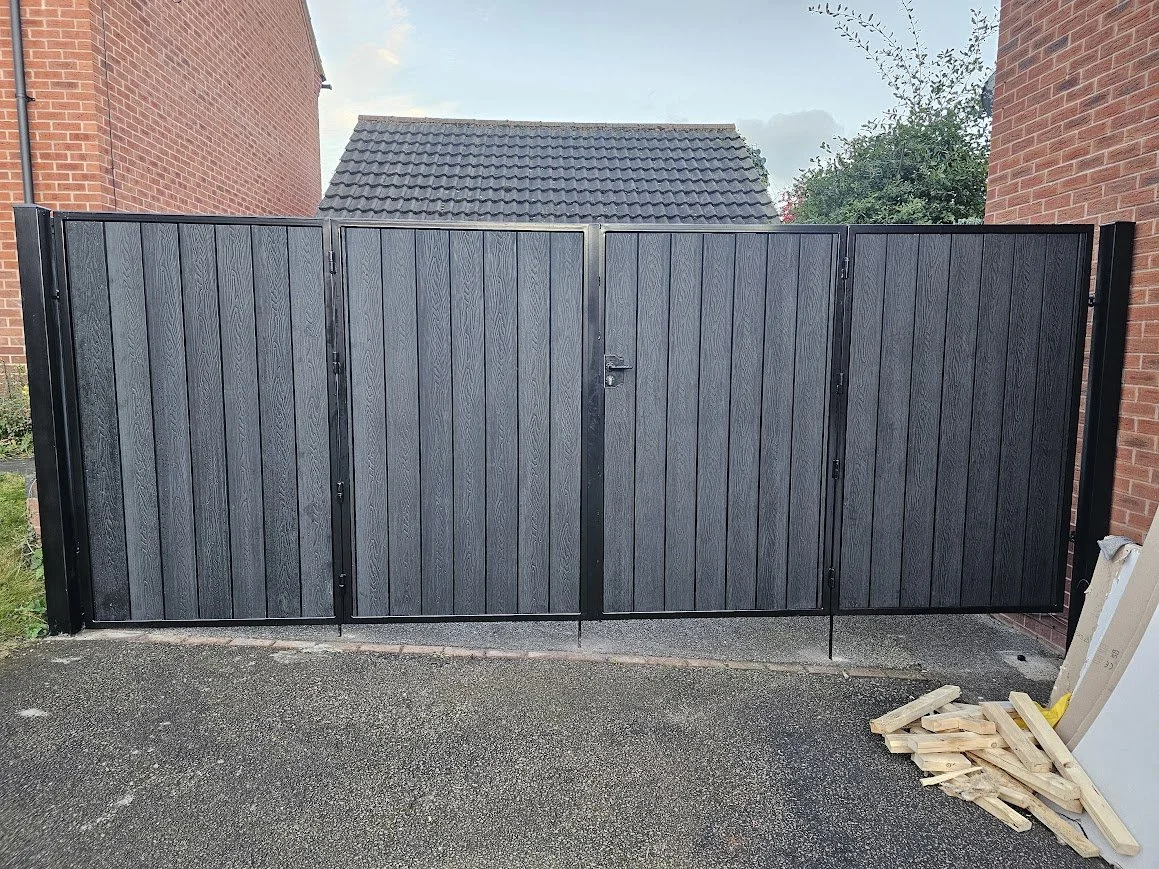 Made to measure gate and railings