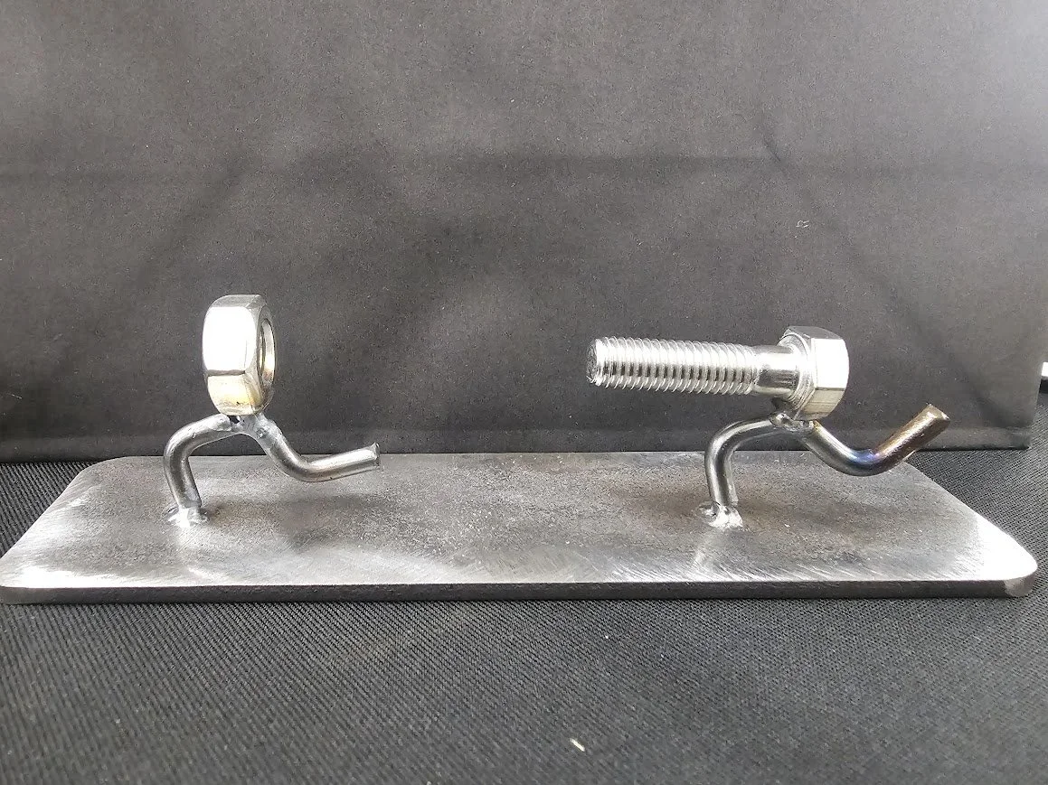 bolt chasing nut 2.jpg