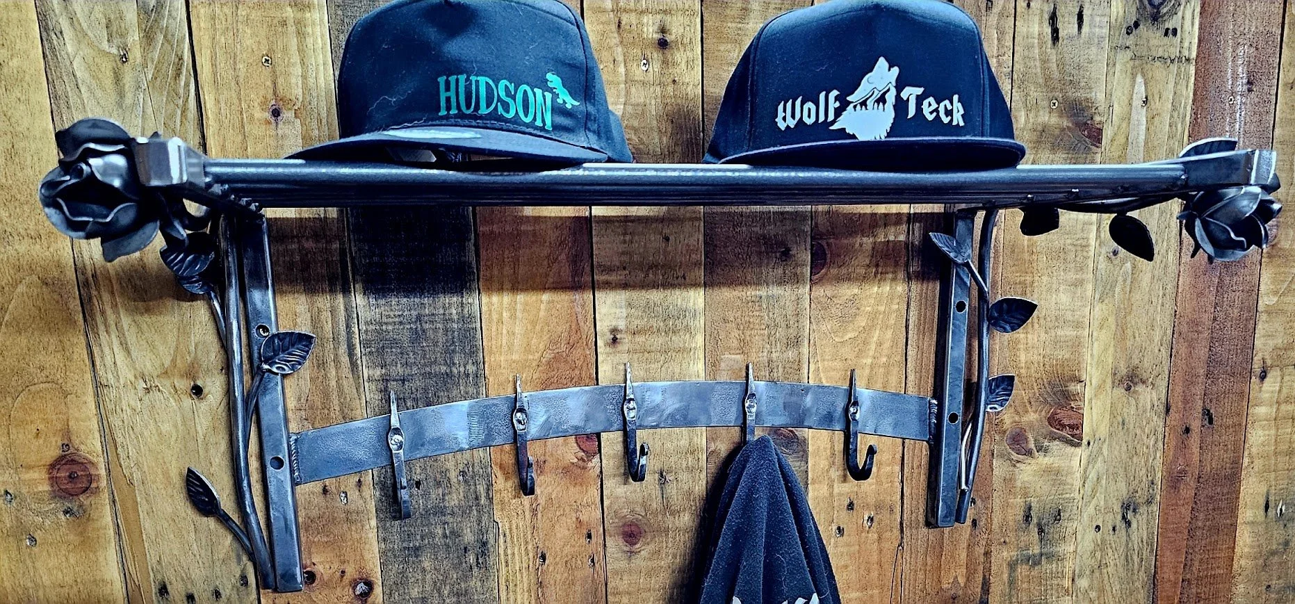 rose shelf front.jpg