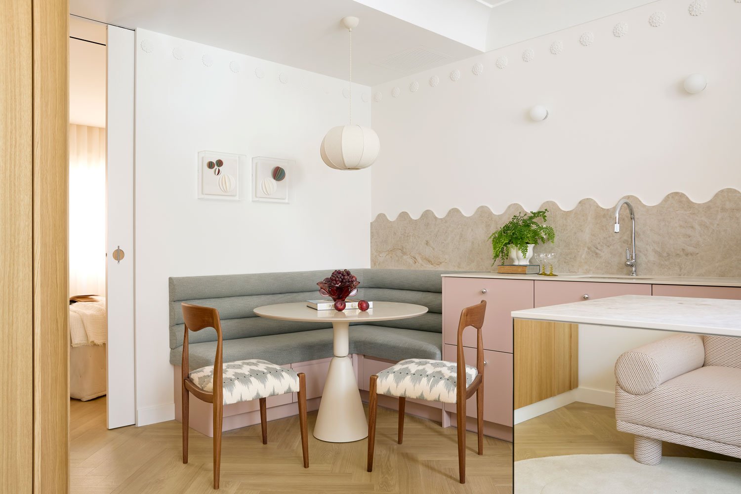Casa-Gabriela-mini-apartamento-viso-madrid-comedor (2).jpg