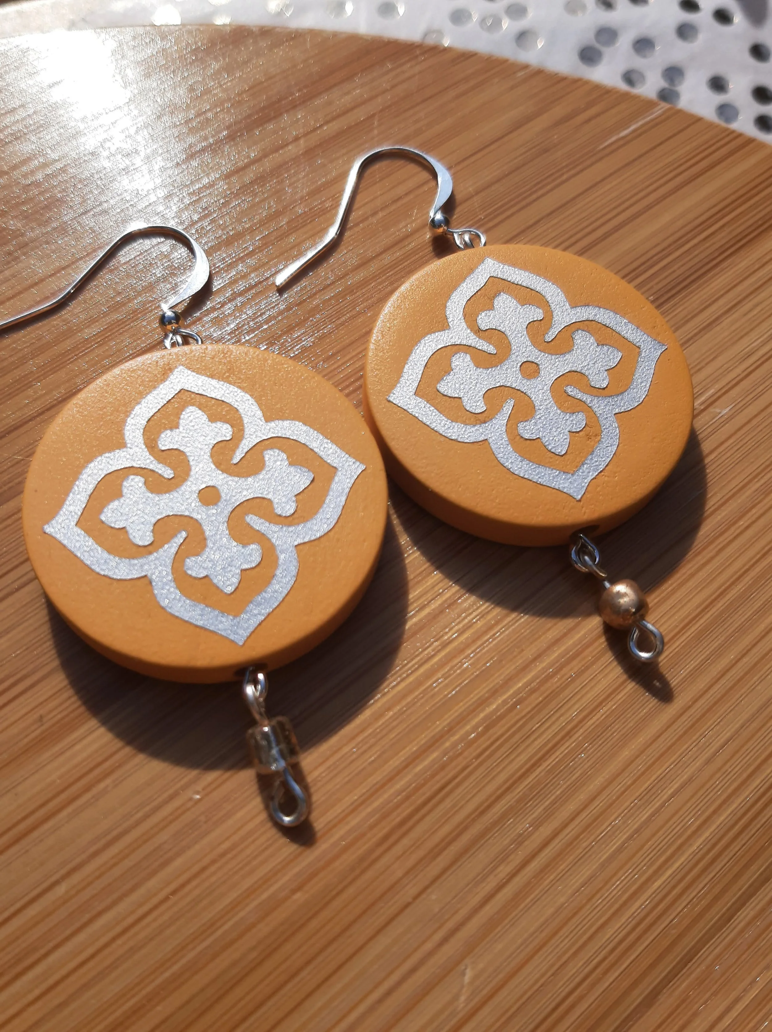 Yellow-Silver Medieval Tile Flower Cross