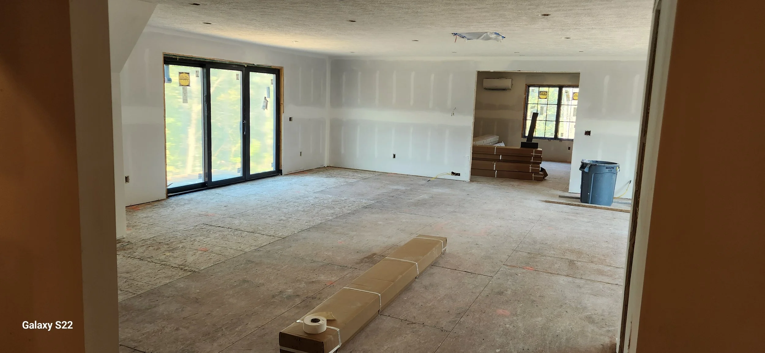 Upstairs mother's suite before installation