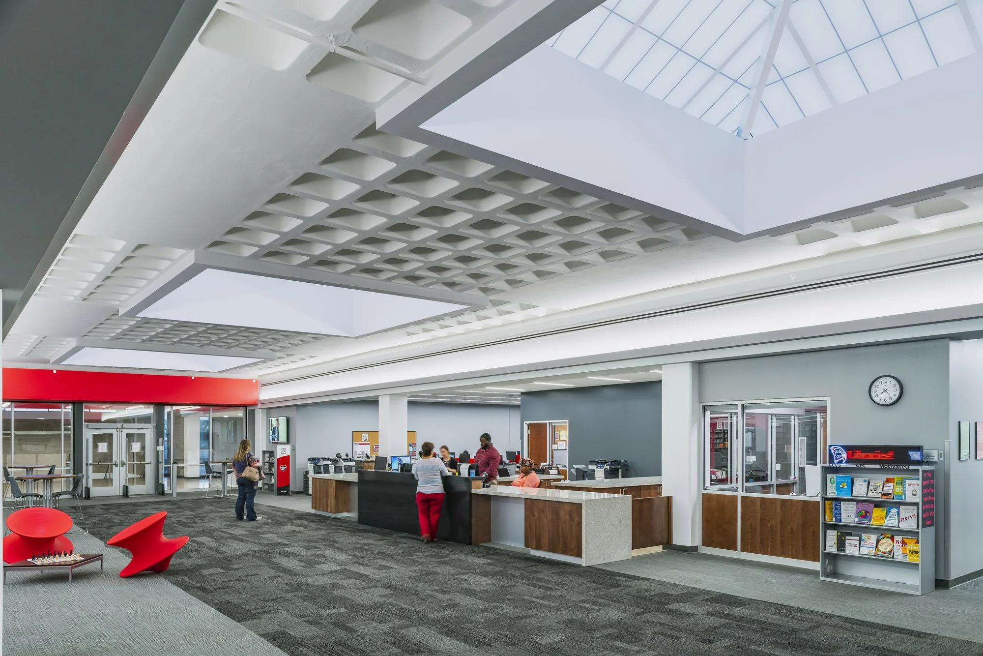 1_RoweArchitects_PolkStateCollege_Library_Signature.jpg