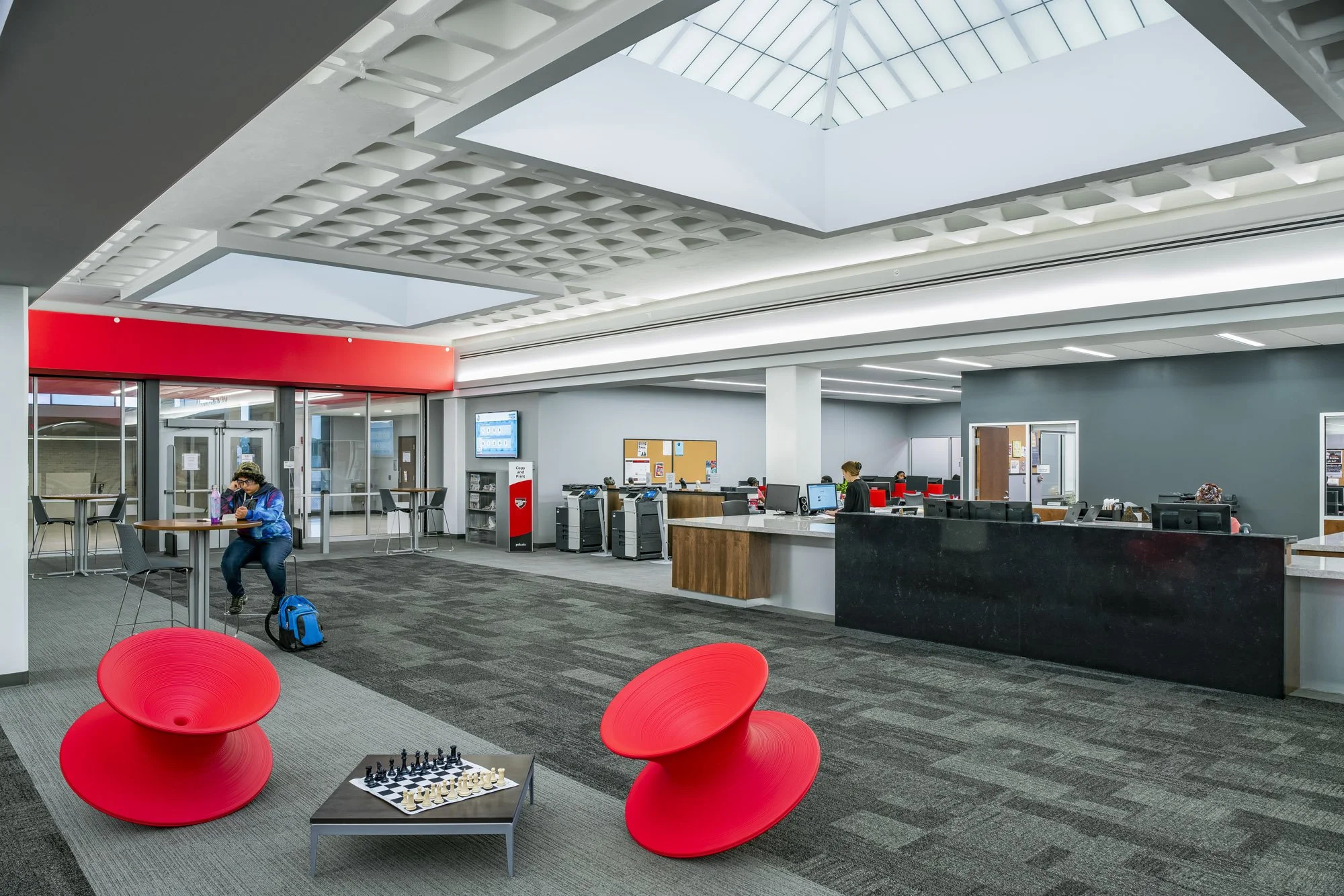 3_RoweArchitects_PolkStateCollege_Library_Lobby2.jpg