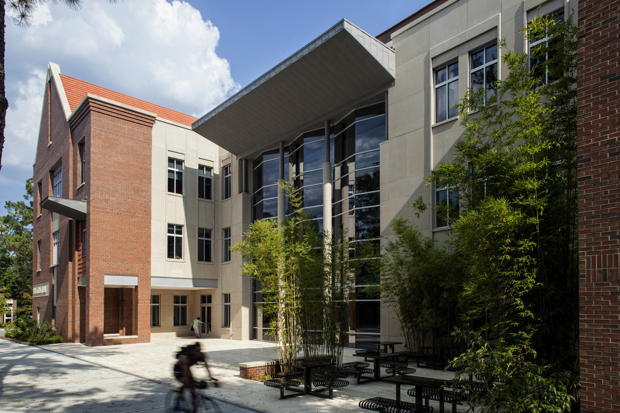 6_RoweArchitects_HoughHall_Exterior.jpg