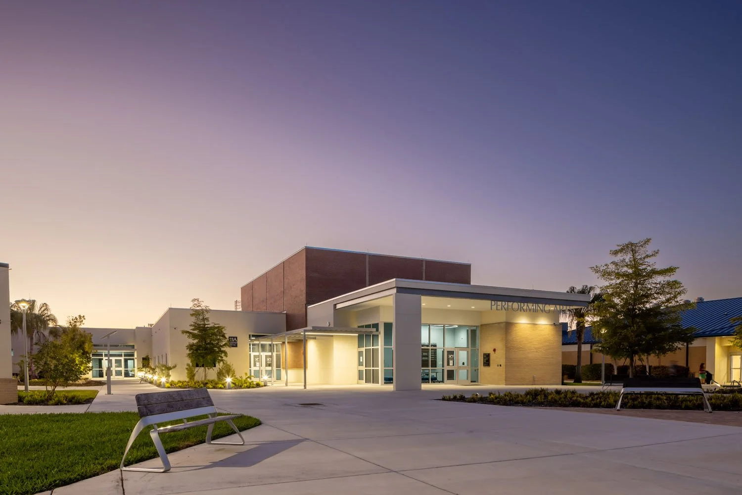1_RoweArchitects_StateCollegeofFlorida_Signature.jpg