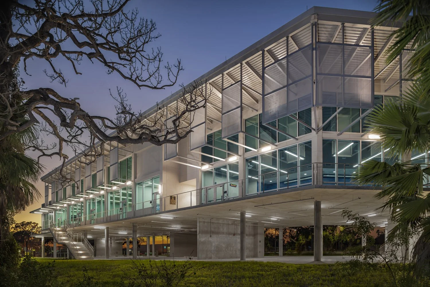1_RoweArchitects_BayPinesSTEMCenter_SIGNATURE.jpg