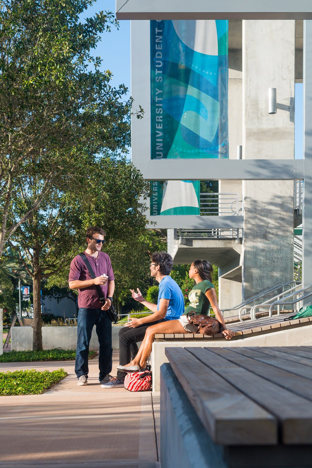 11_RoweArchitects_USFSP_StudentCenter_Docks.jpg