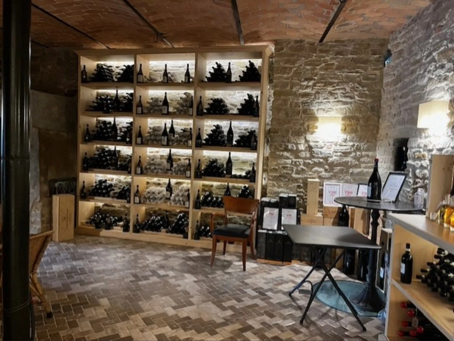 Wine Tasting in the Langhe, an afternoon at Isolabella della Croce