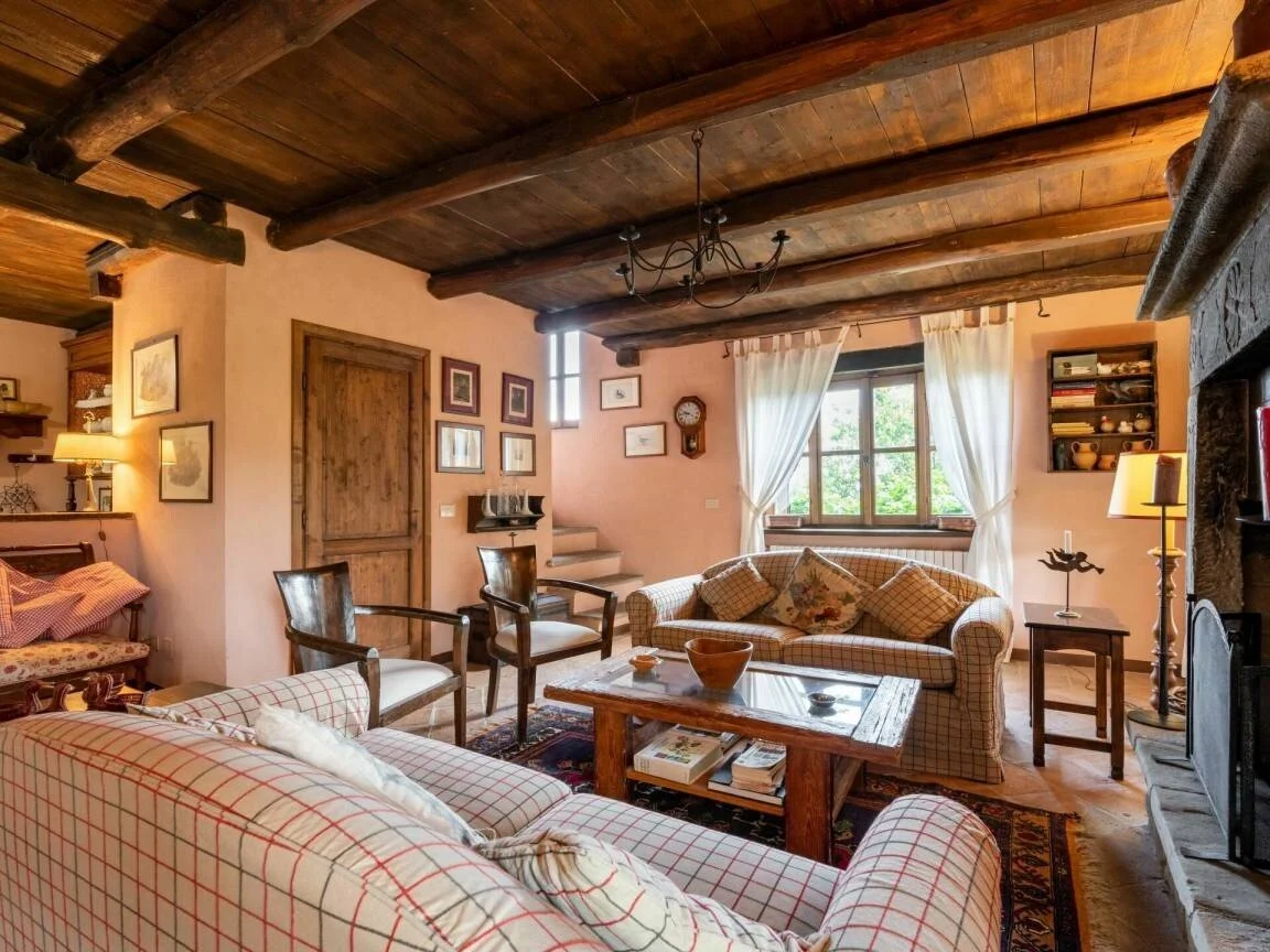 Italian countryside house for rent