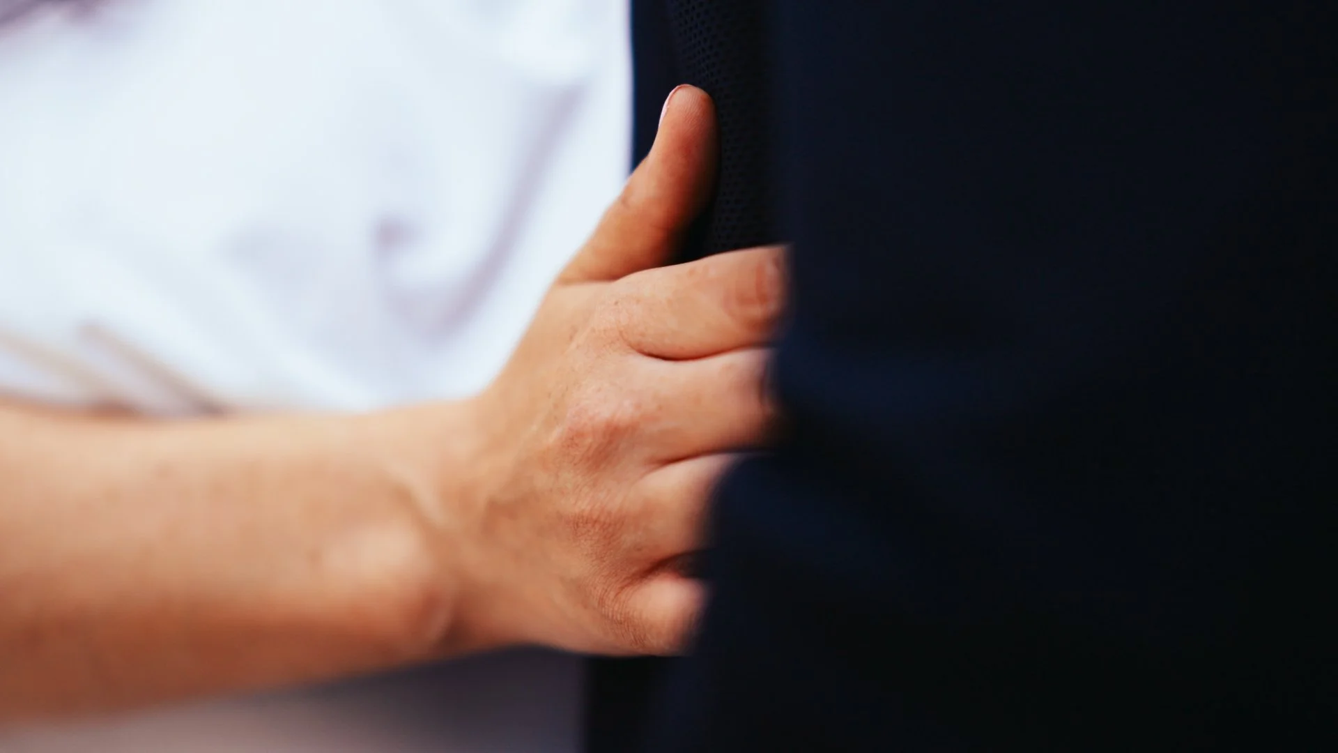 Timeline 1_01_00_44_05.jpg